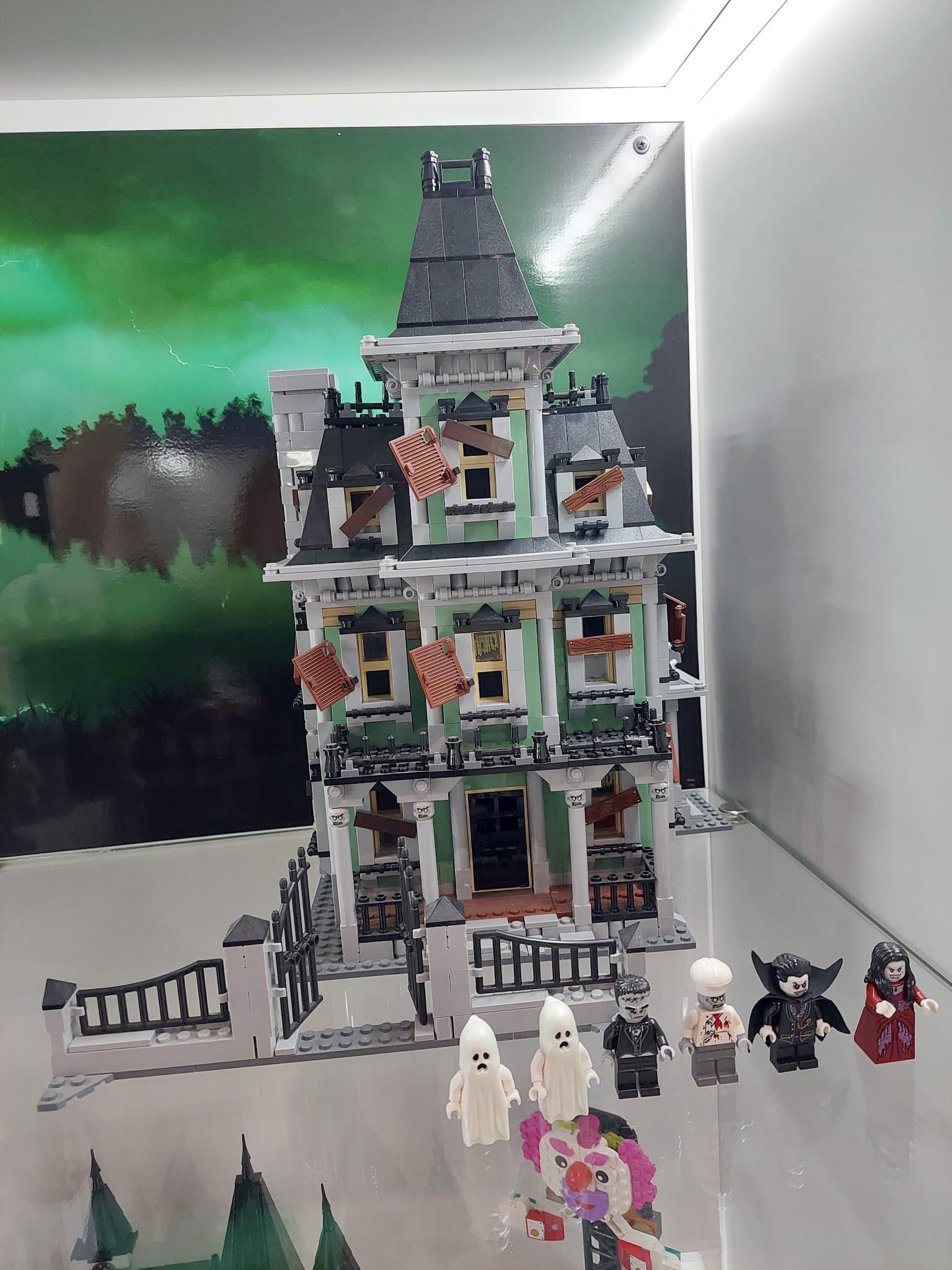 LEGO 10228 Haunted House