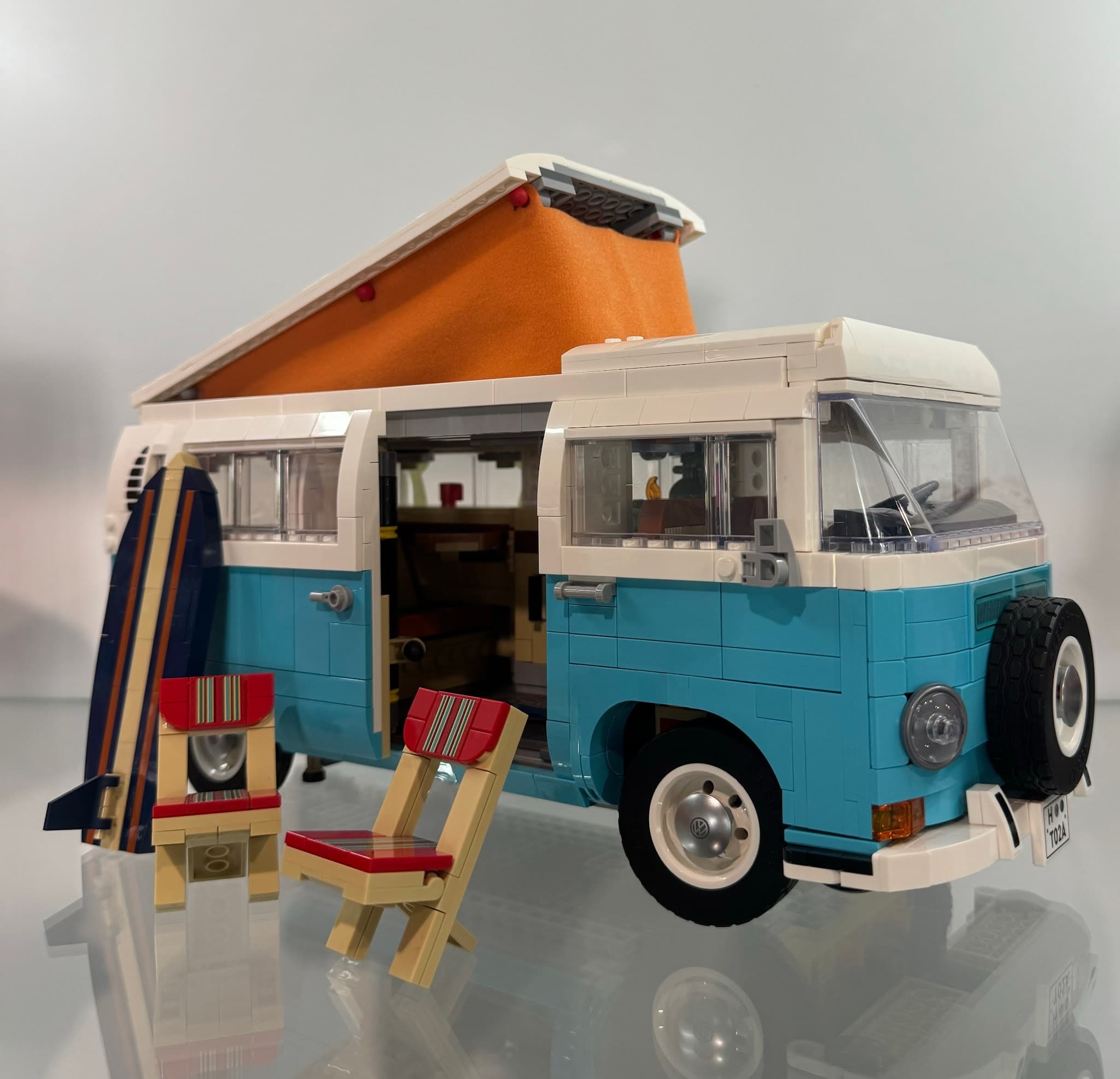 LEGO 10279 Volkswagen T2 Camper Van