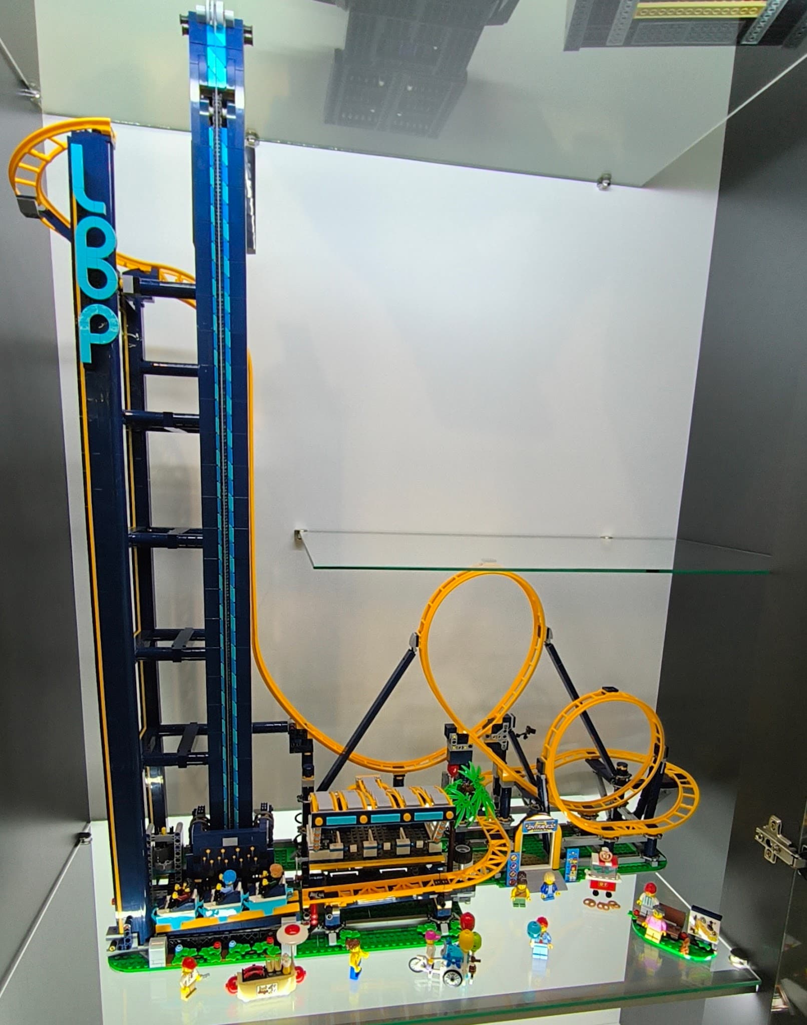 LEGO 10303 Loop Coaster