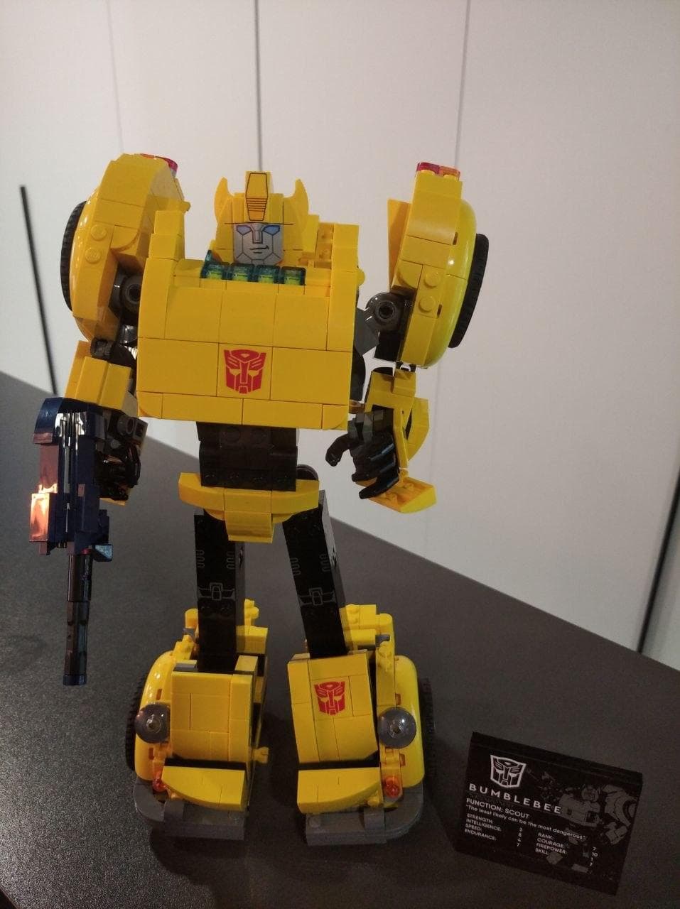 LEGO 10338 Bumblebee