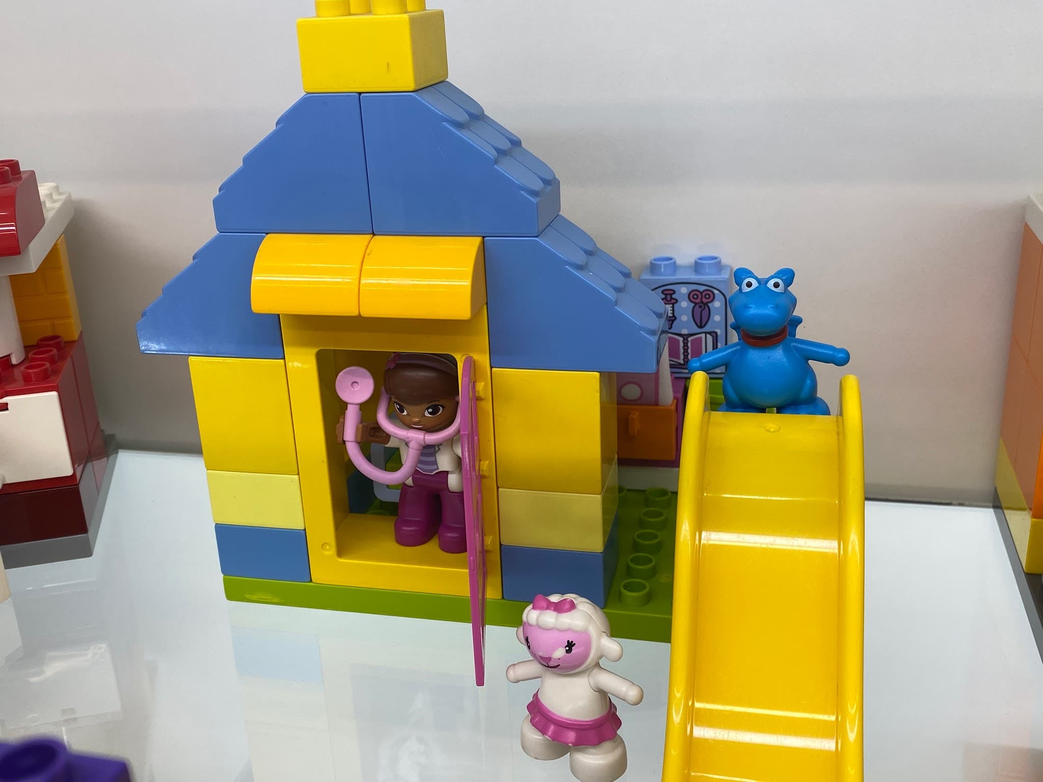LEGO 10606 Backyard Clinic