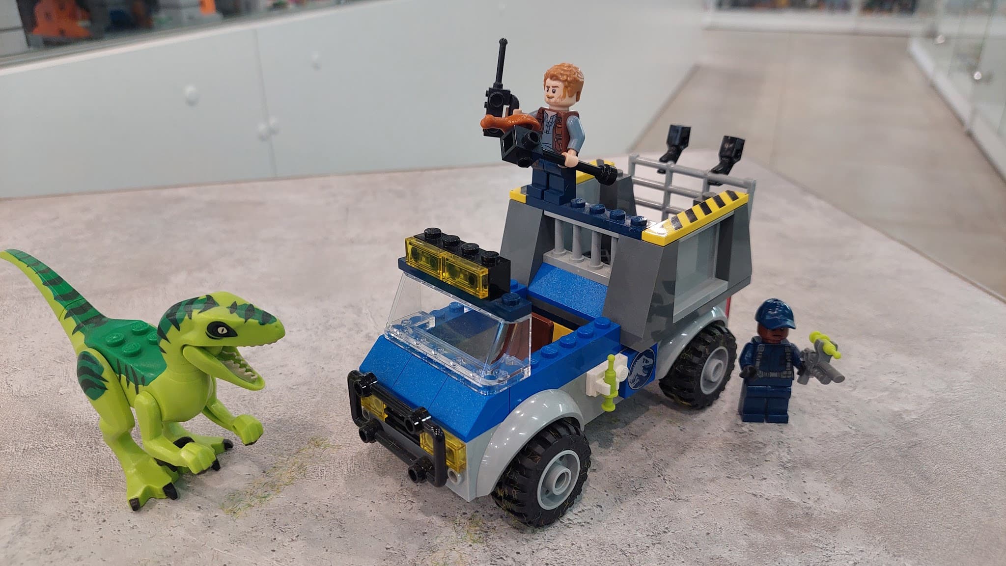 LEGO 10757 Raptor Rescue Truck