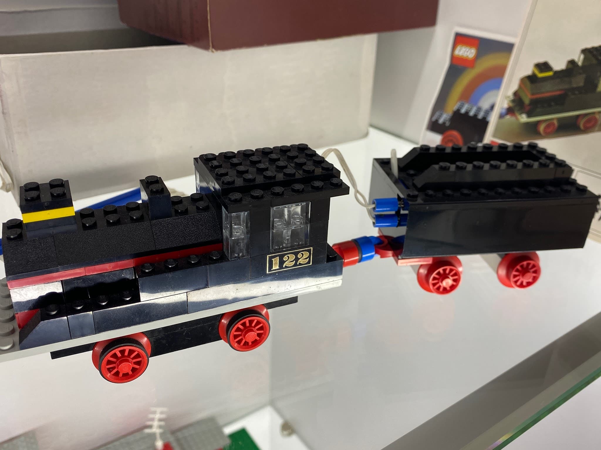 LEGO 122 Loco and Tender