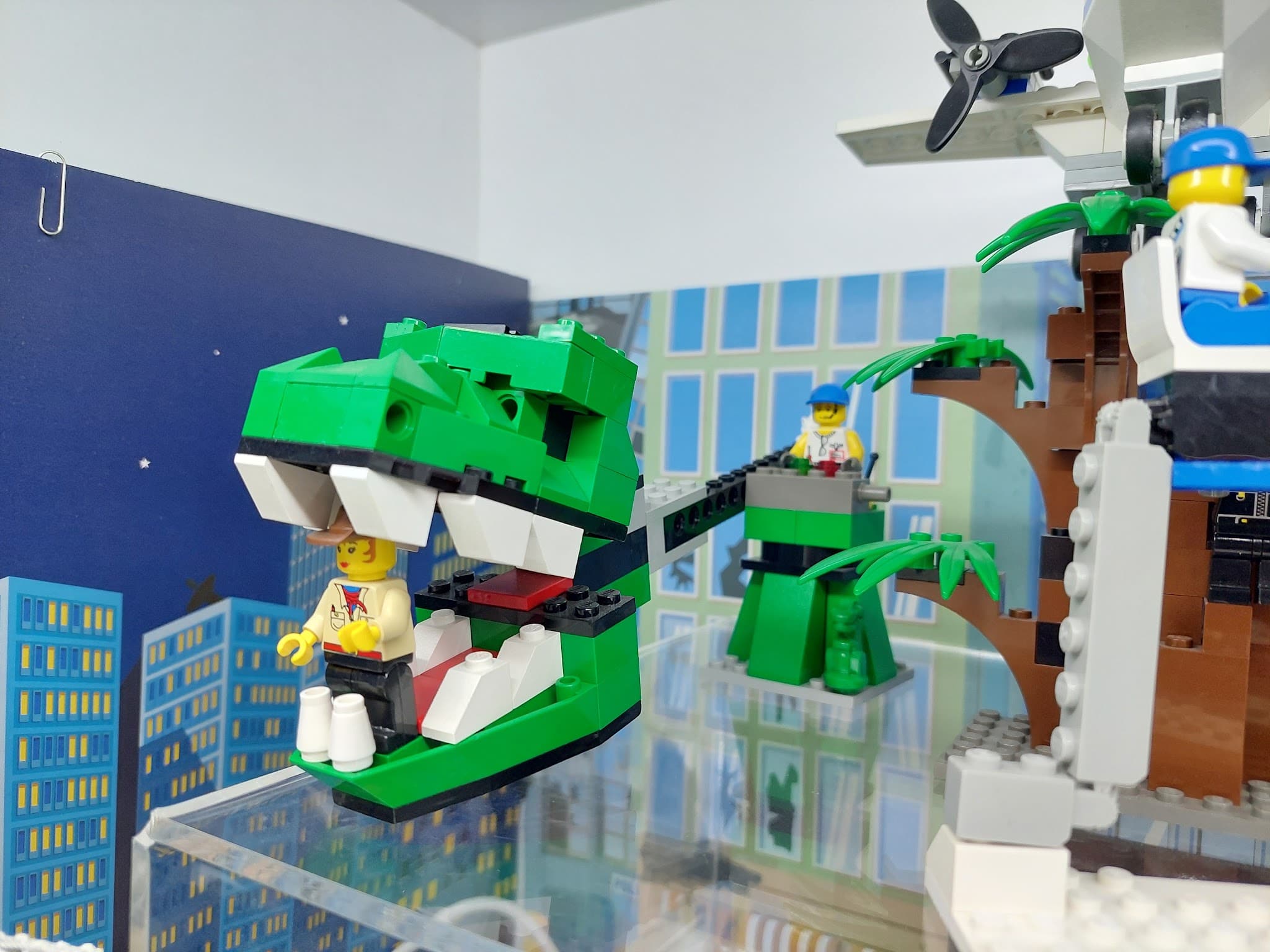 LEGO 1354 Dino Head Attack