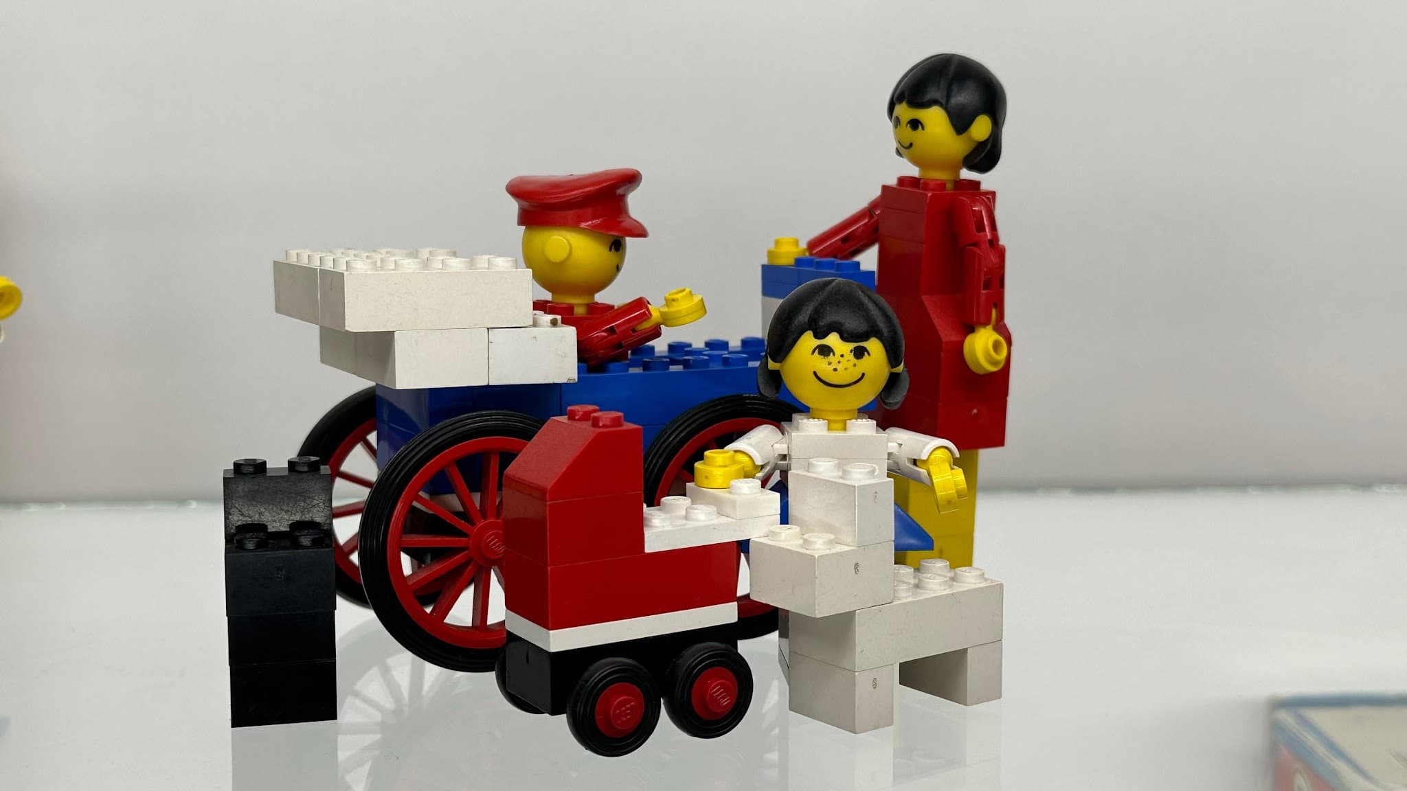 LEGO 194 Family
