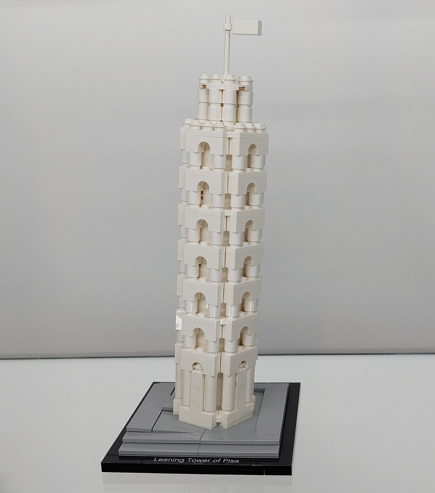 LEGO 21015 The Leaning Tower of Pisa