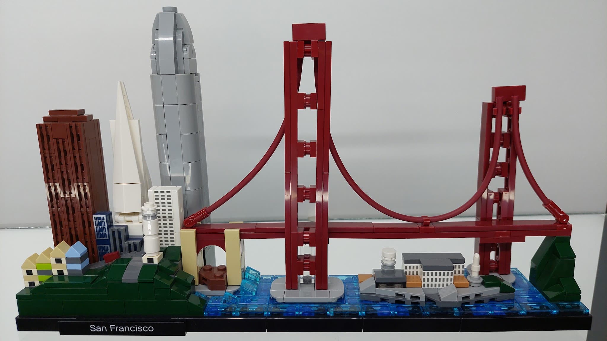 LEGO 21043 San Francisco