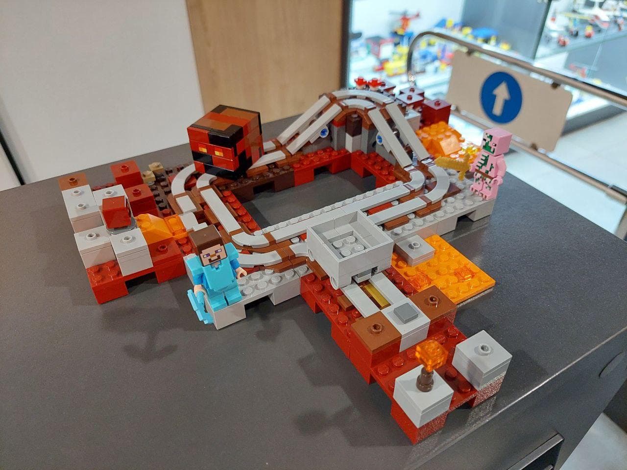 LEGO 21130 The Nether Railway