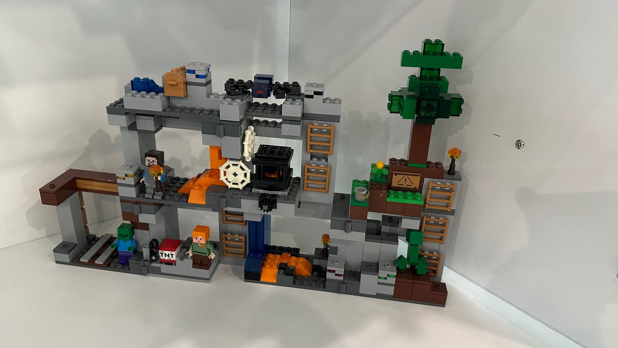 LEGO 21147 The Bedrock Adventures
