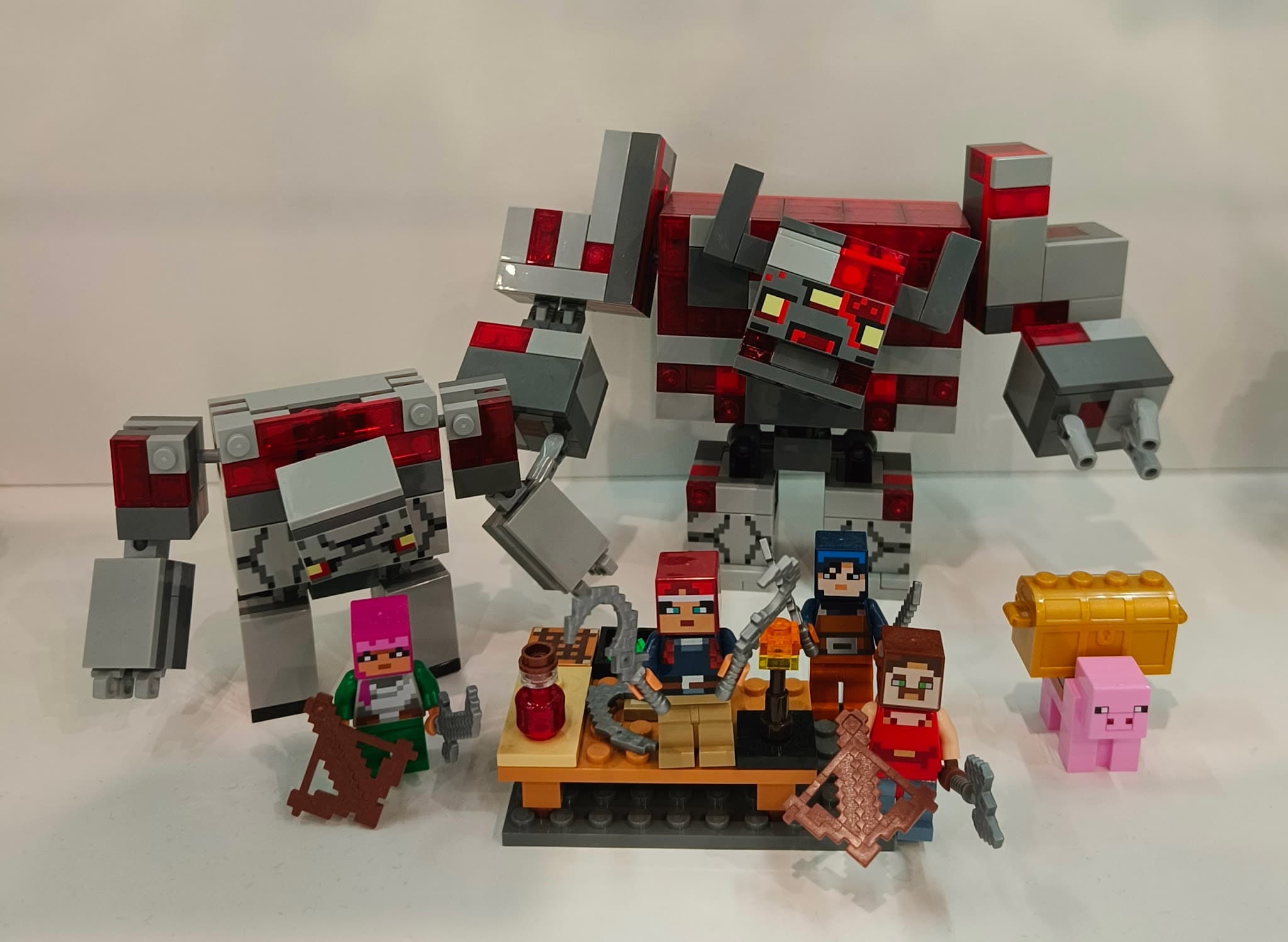 LEGO 21163 The Redstone Battle