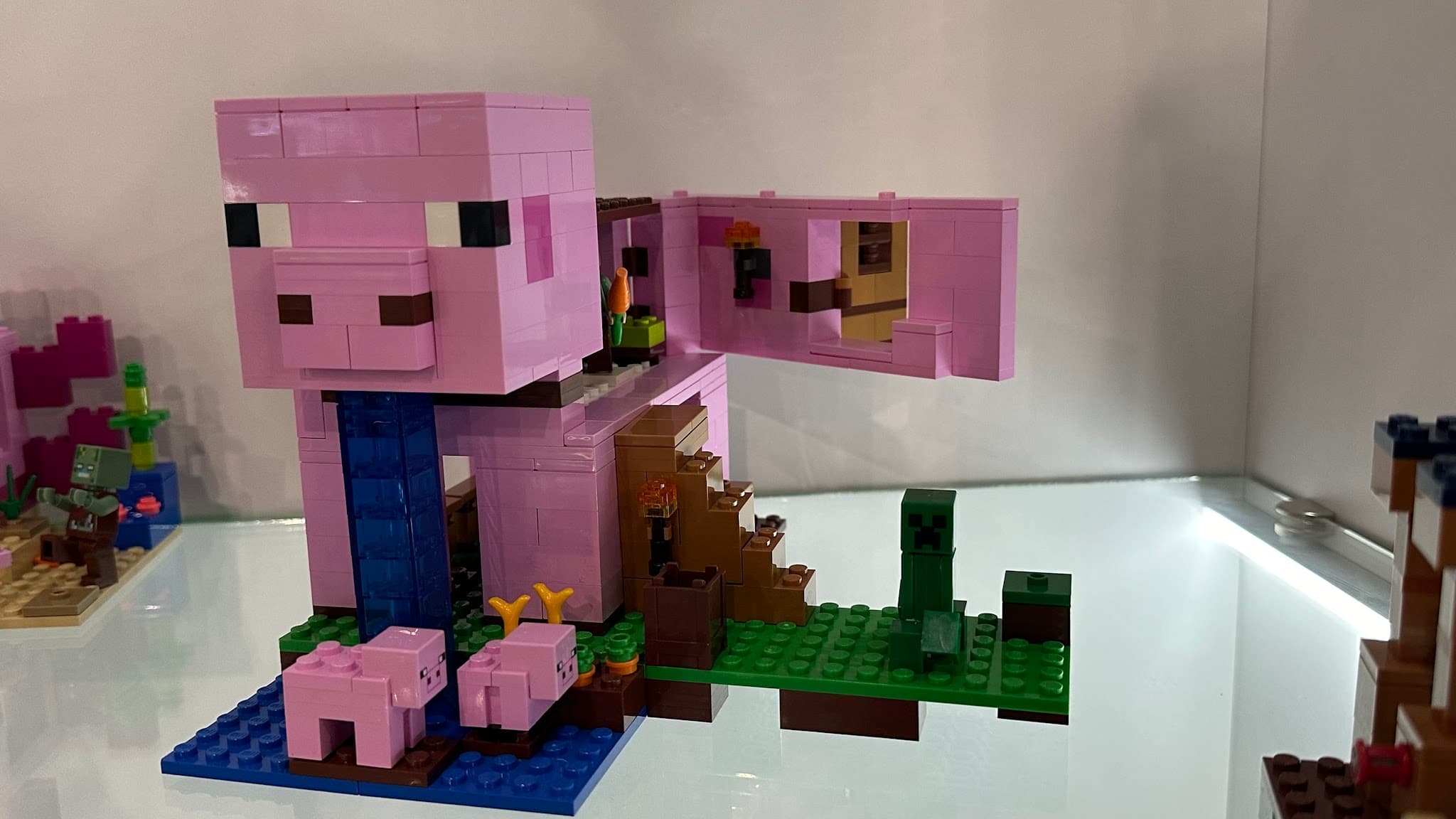 LEGO 21170 The Pig House
