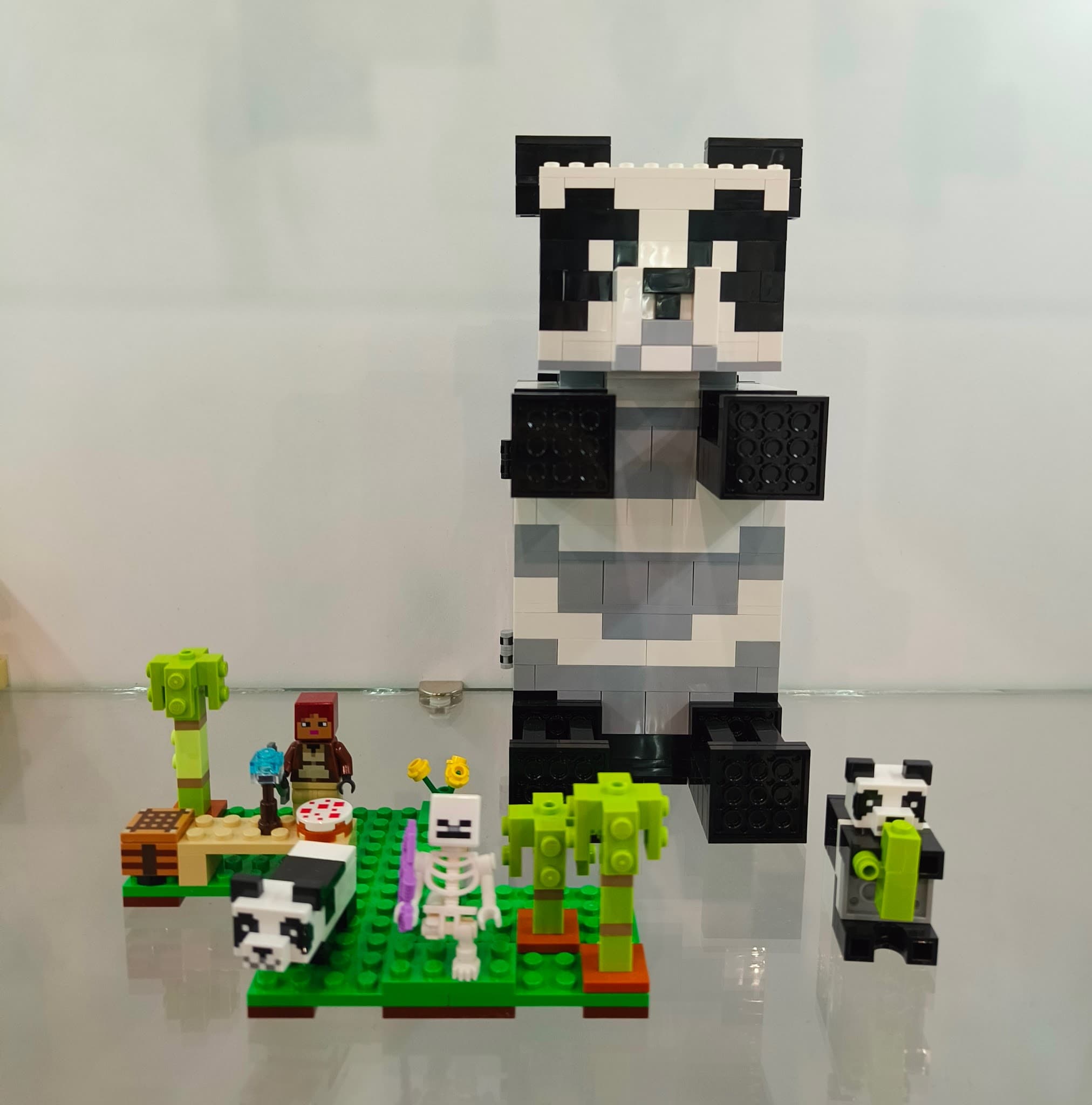LEGO 21245 The Panda Haven
