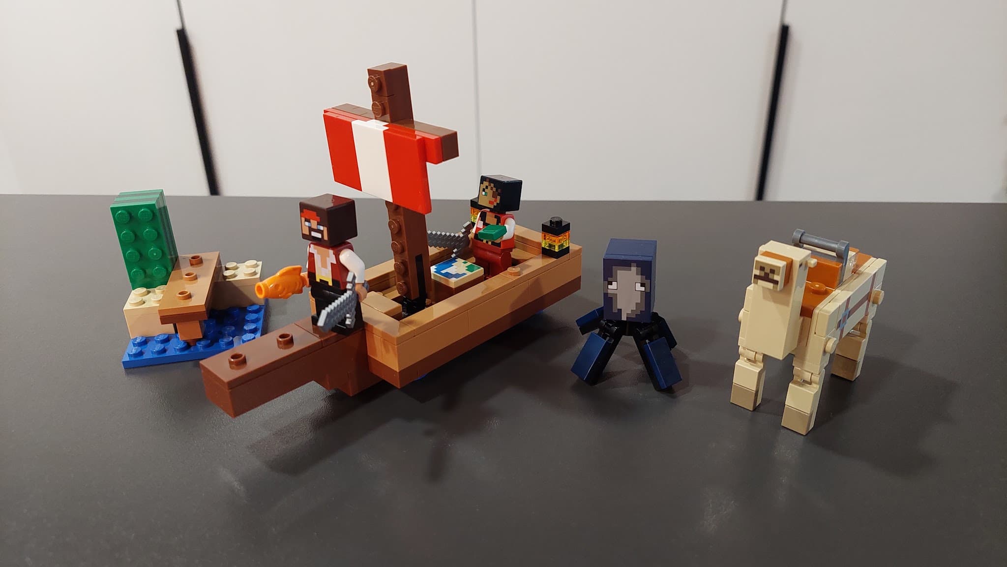 LEGO 21259 The Pirate Ship Voyage