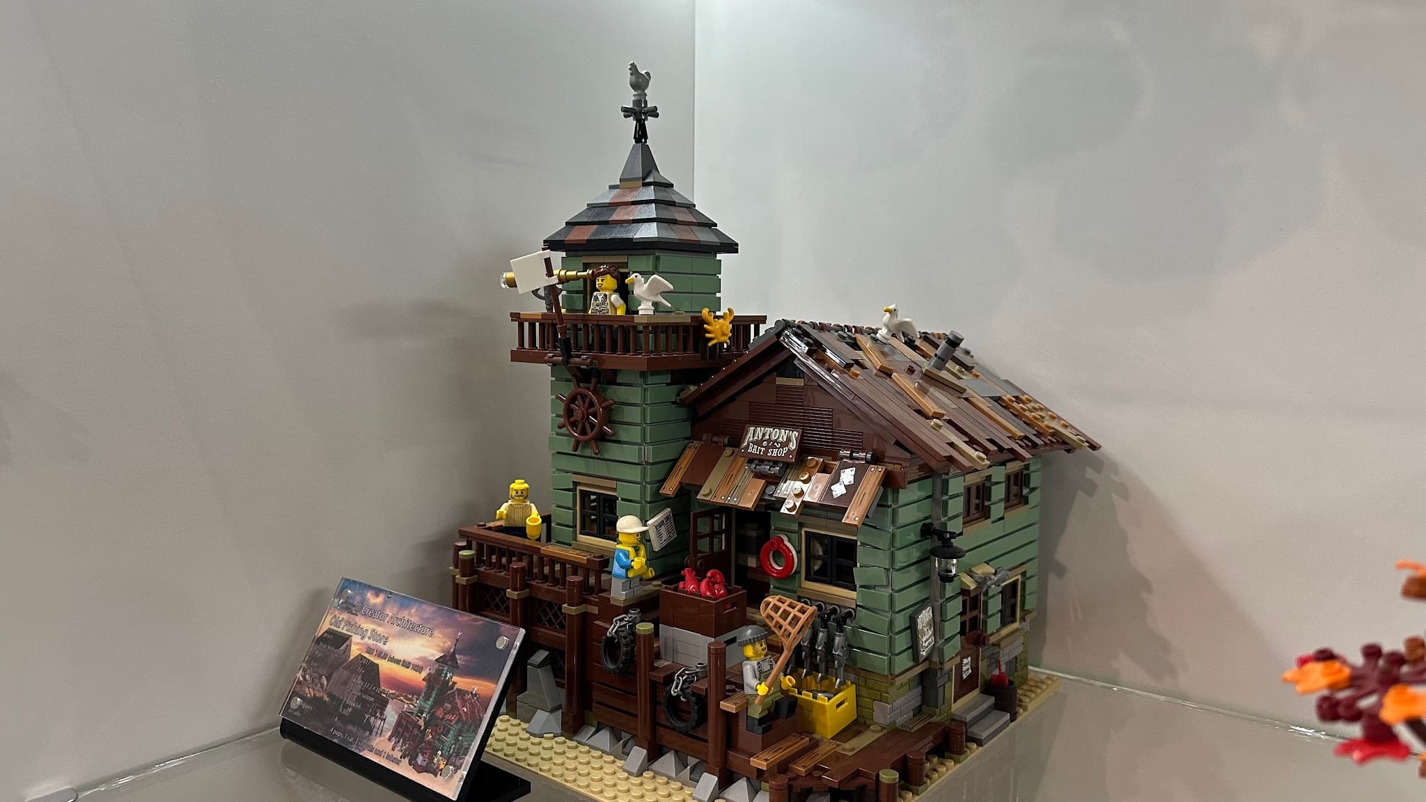 LEGO 21310 Old Fishing Store