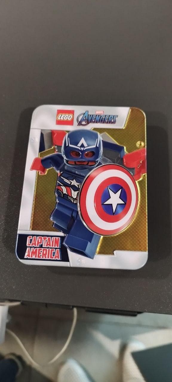 LEGO 242506 Captain America