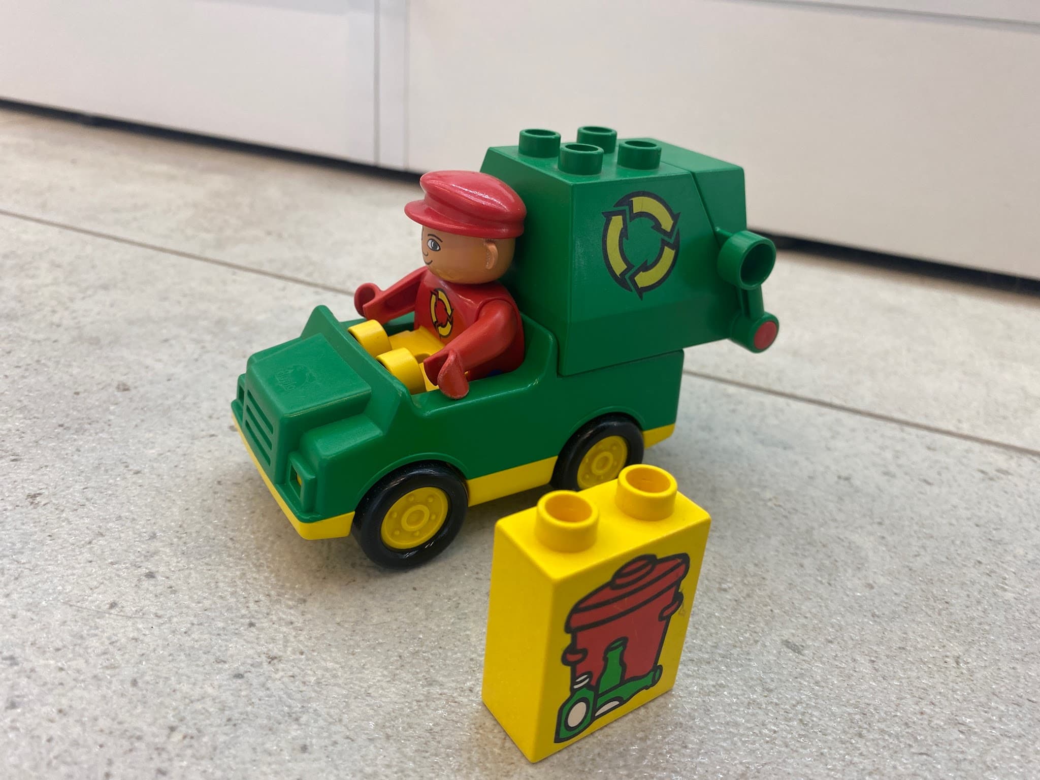 LEGO 2613 Garbage Truck