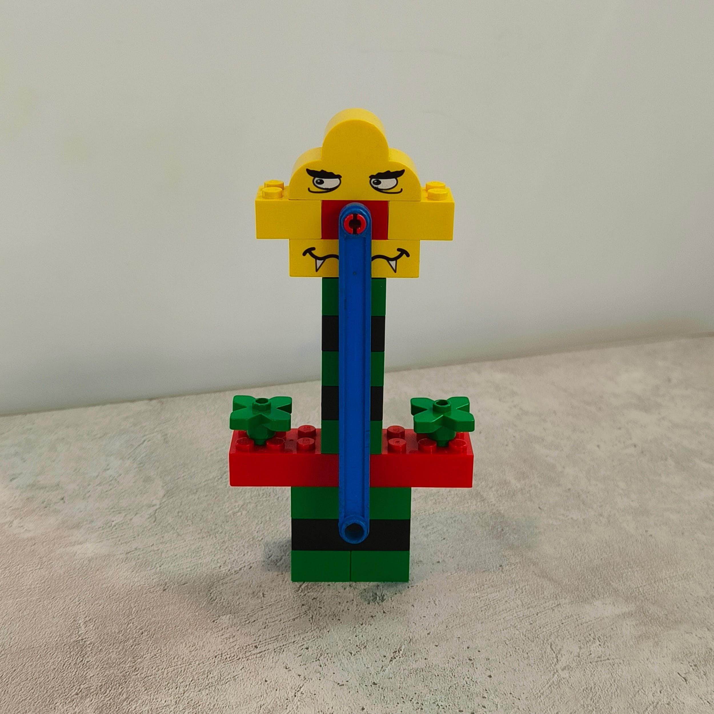 LEGO 2743 Pendulum Nose