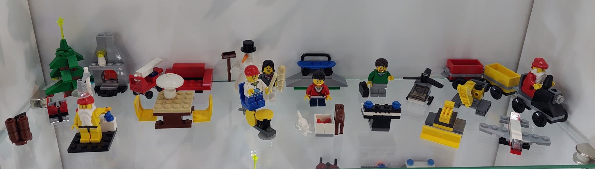 LEGO 2824 LEGO City Advent Calendar