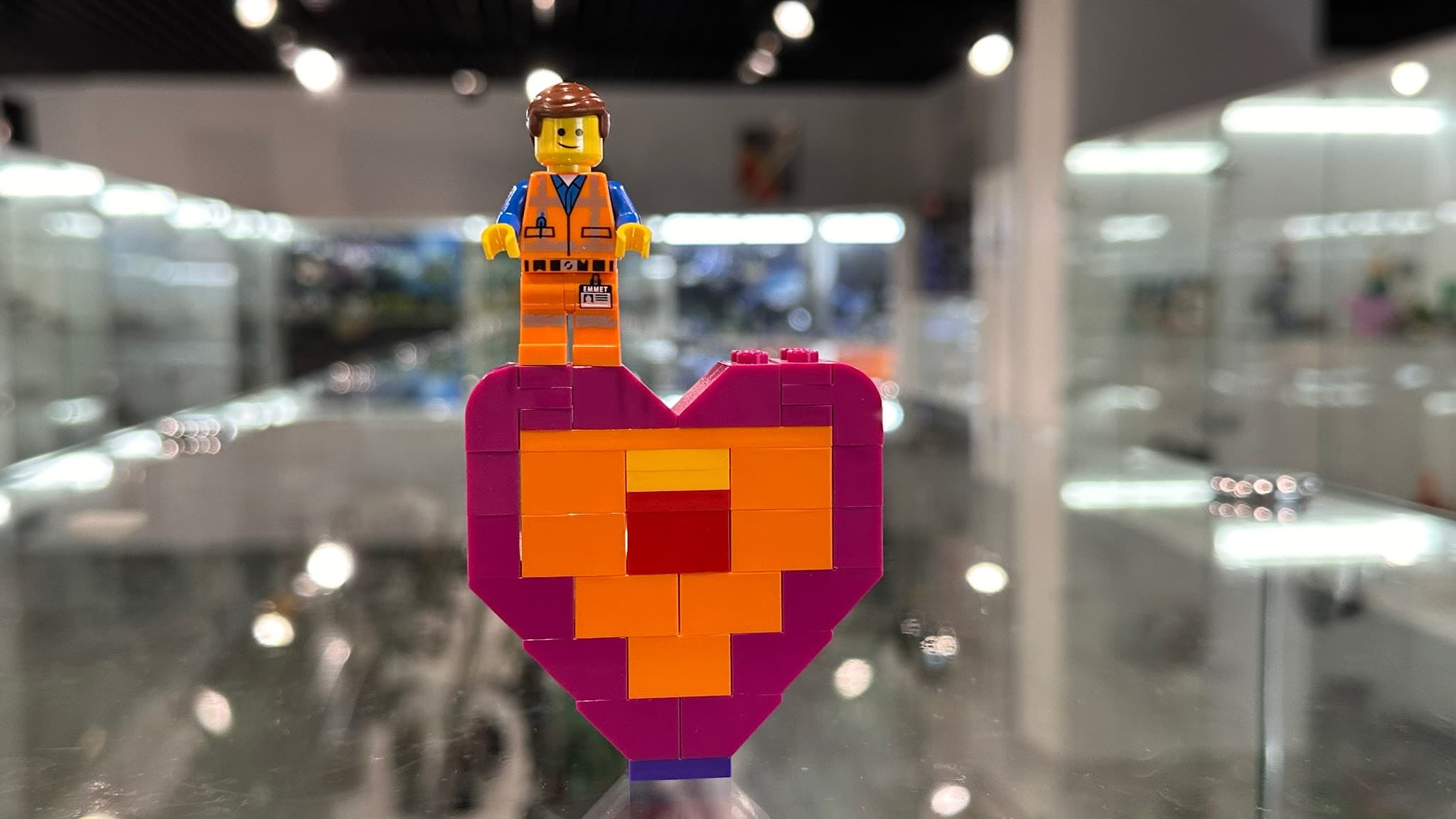 LEGO 30340 Emmet's 'Piece' Offering