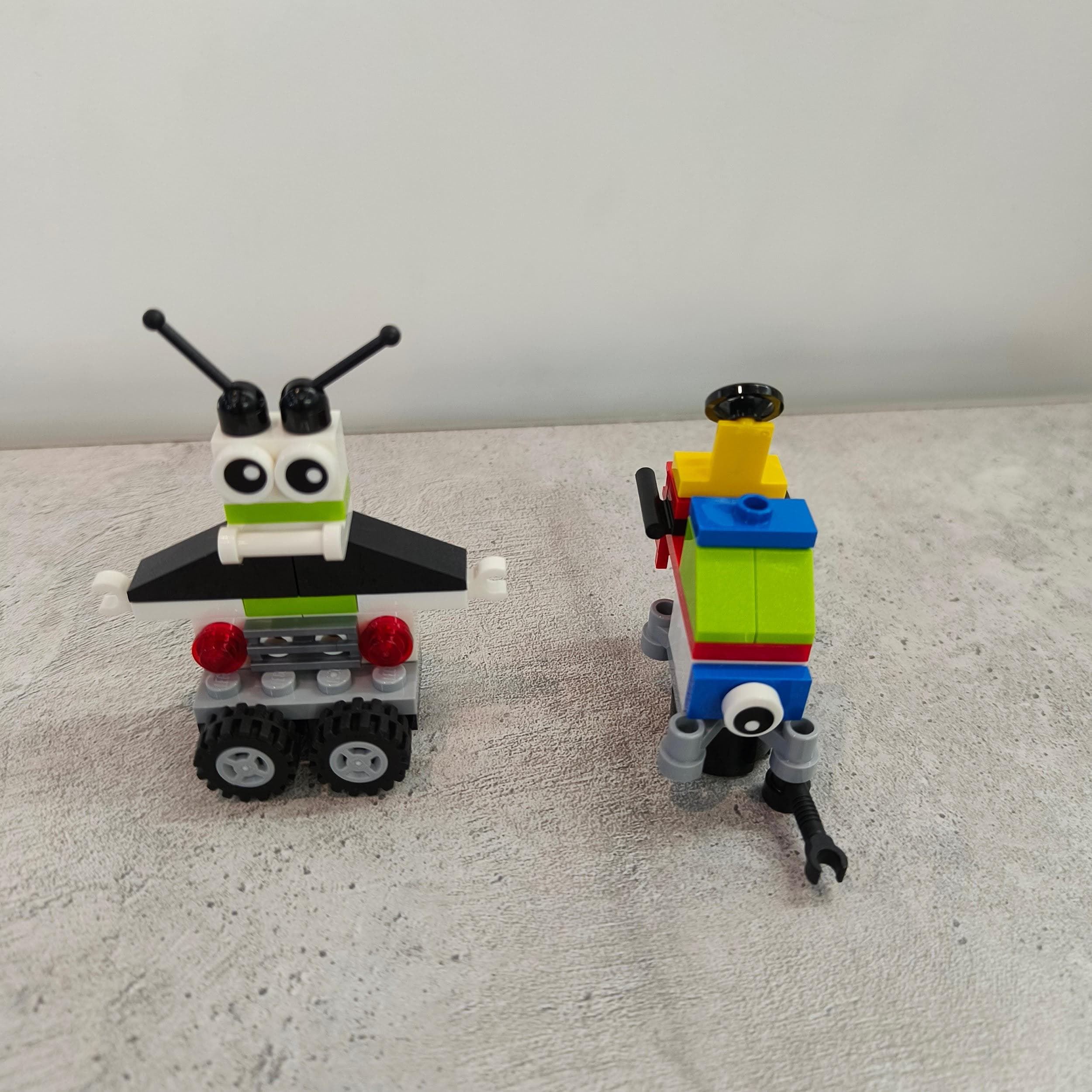 LEGO 30499 Robot/Vehicle Free Builds - Make It Yours