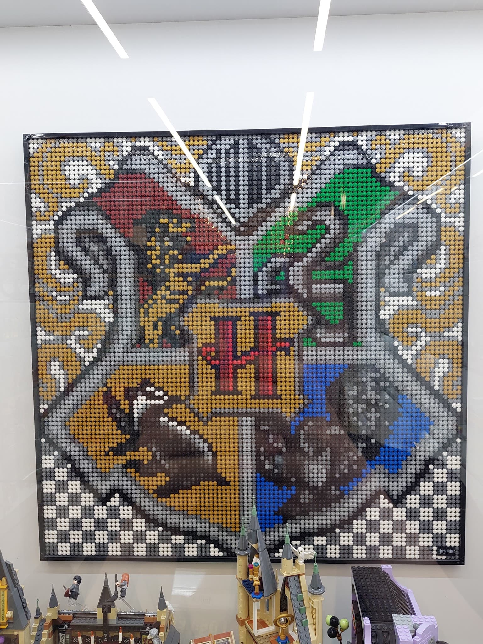 LEGO 31201 Harry Potter Hogwarts Crests