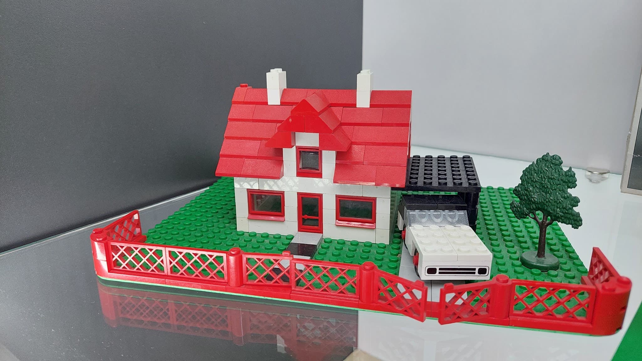LEGO 346-2 House with Car