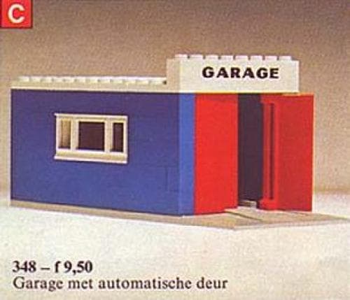 LEGO 348 Garage with Automatic Doors