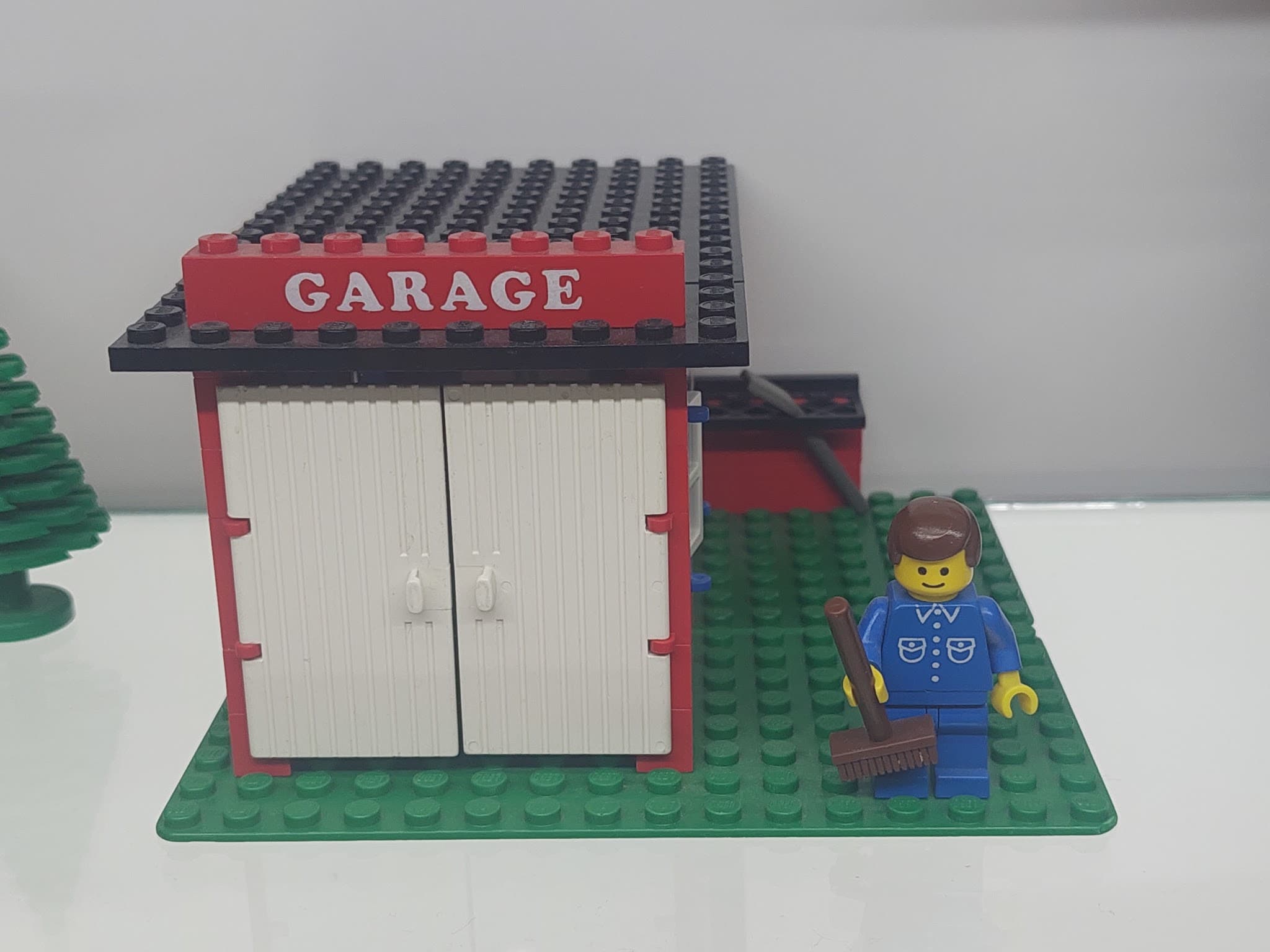 LEGO 361 Garage