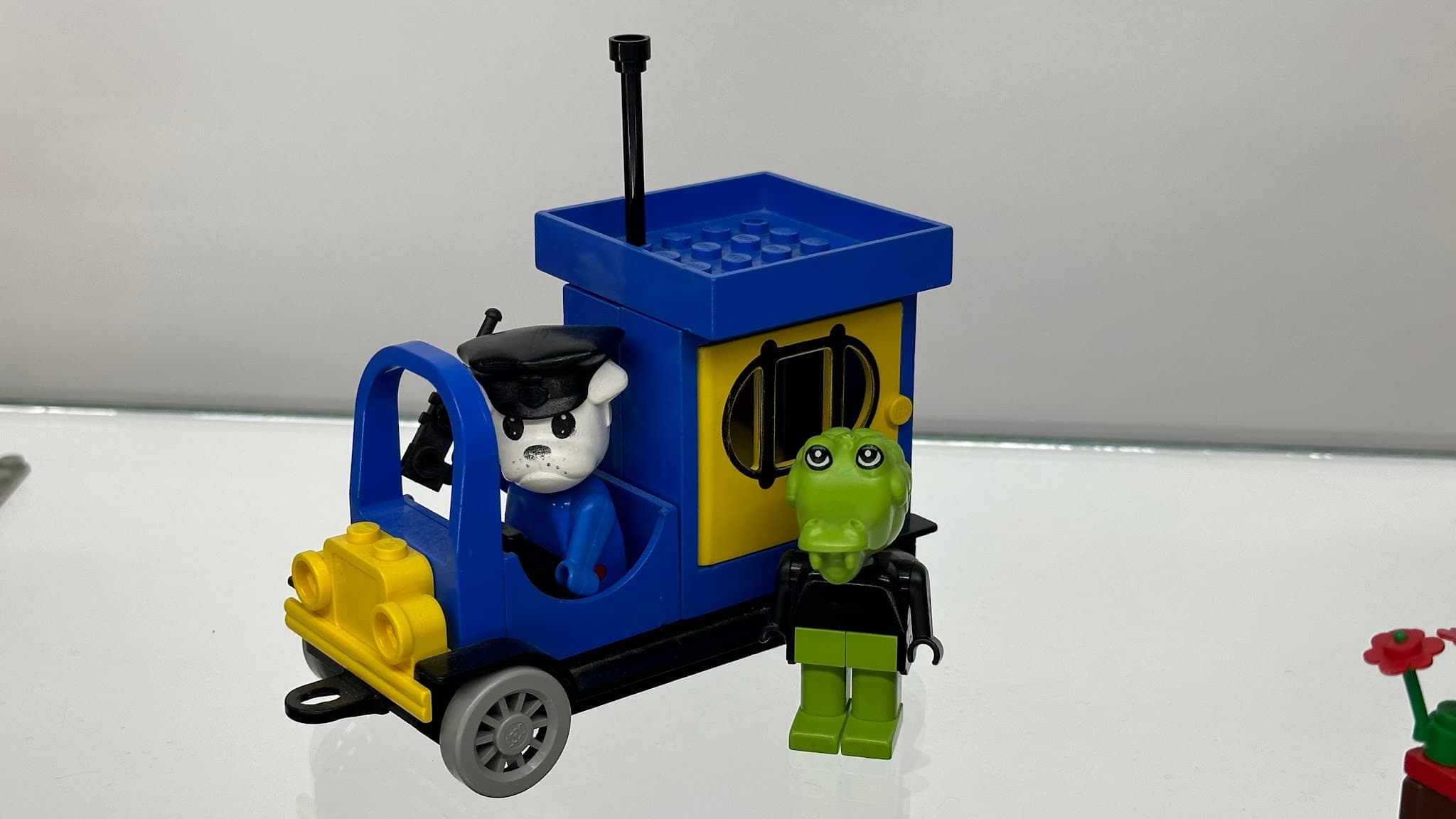LEGO 3639 Paddy Wagon