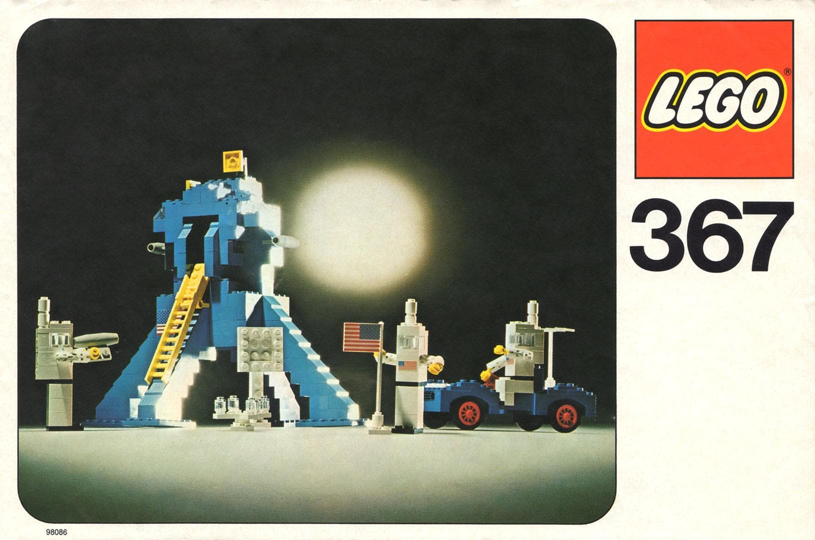LEGO 367 Space Module with Astronauts