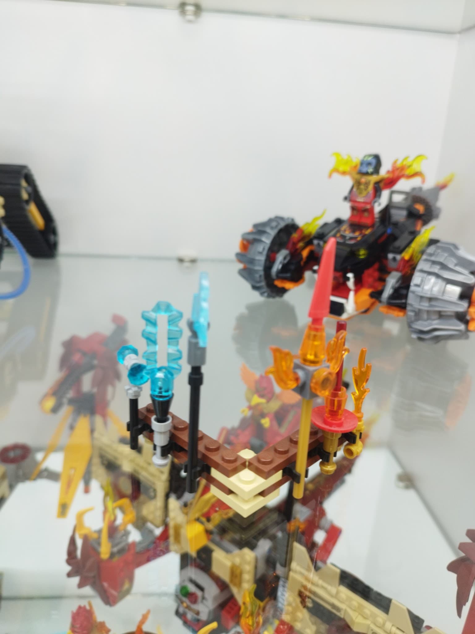 LEGO 391504 Fire and Ice Weapons