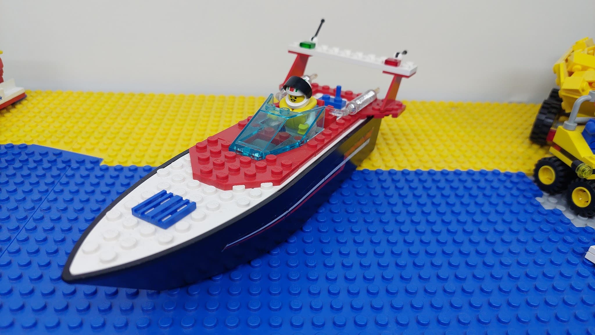 LEGO 4002 Riptide Racer