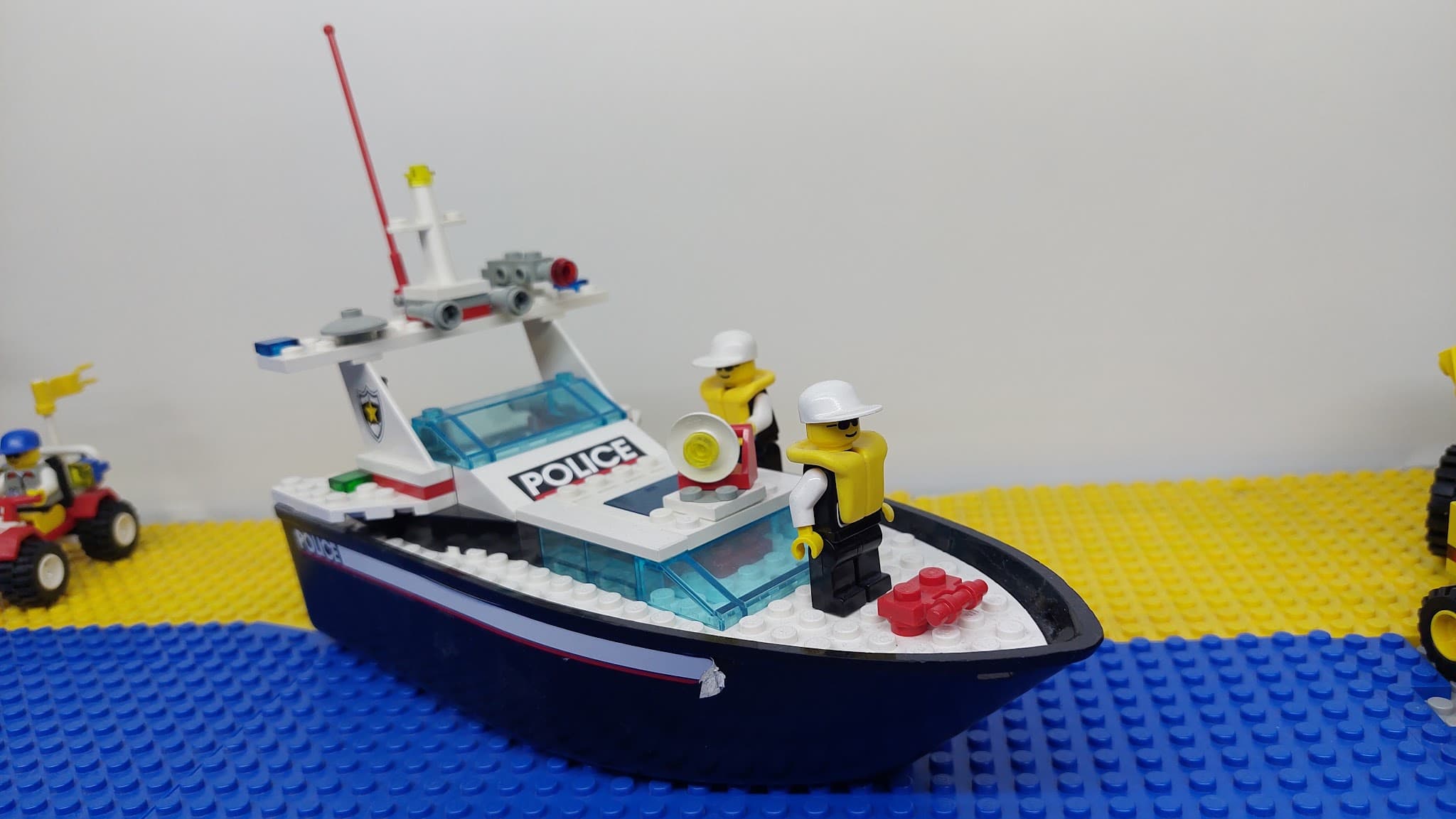 LEGO 4012 Wave Cops