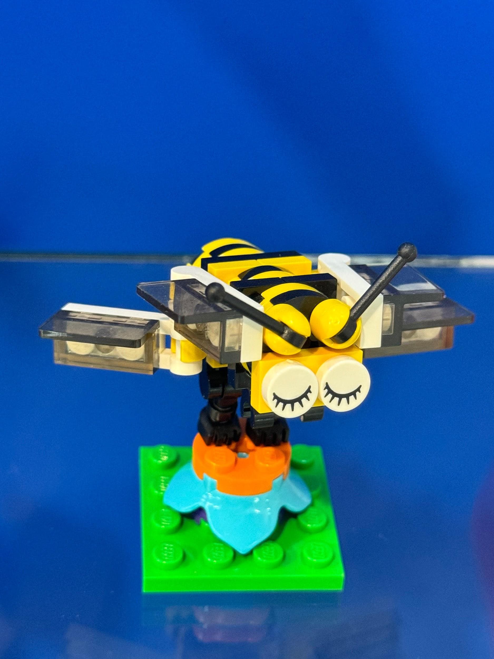 LEGO 40211 Bee