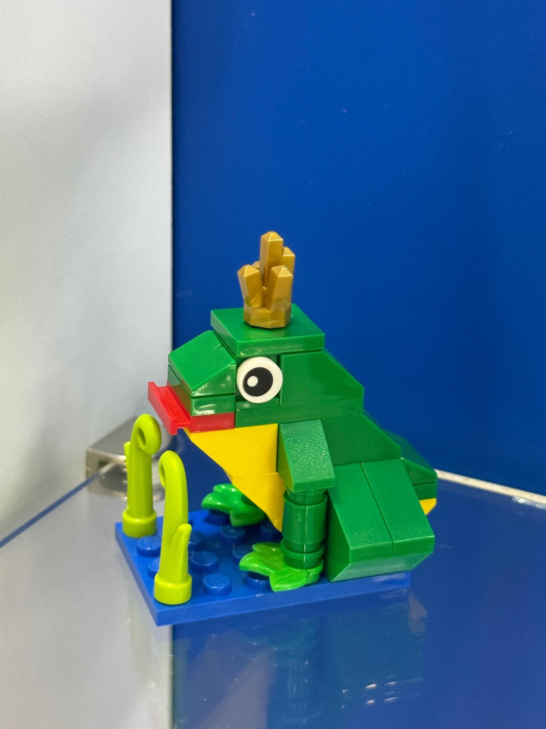 LEGO 40279 Frog