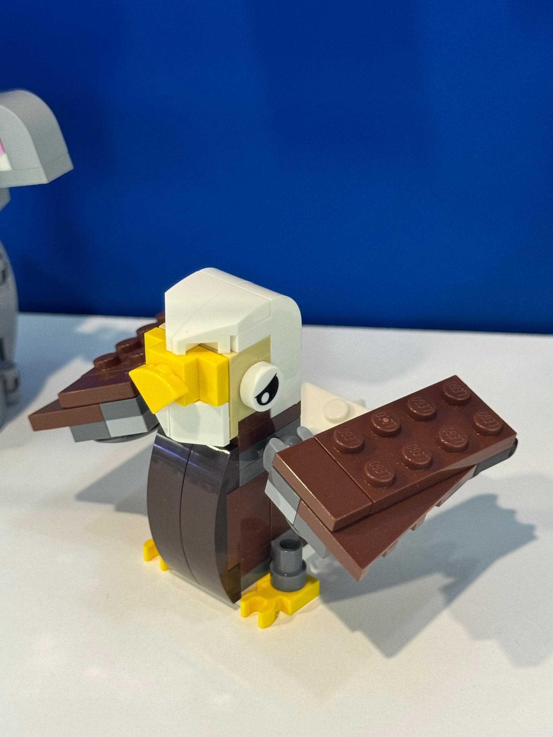 LEGO 40329 Eagle