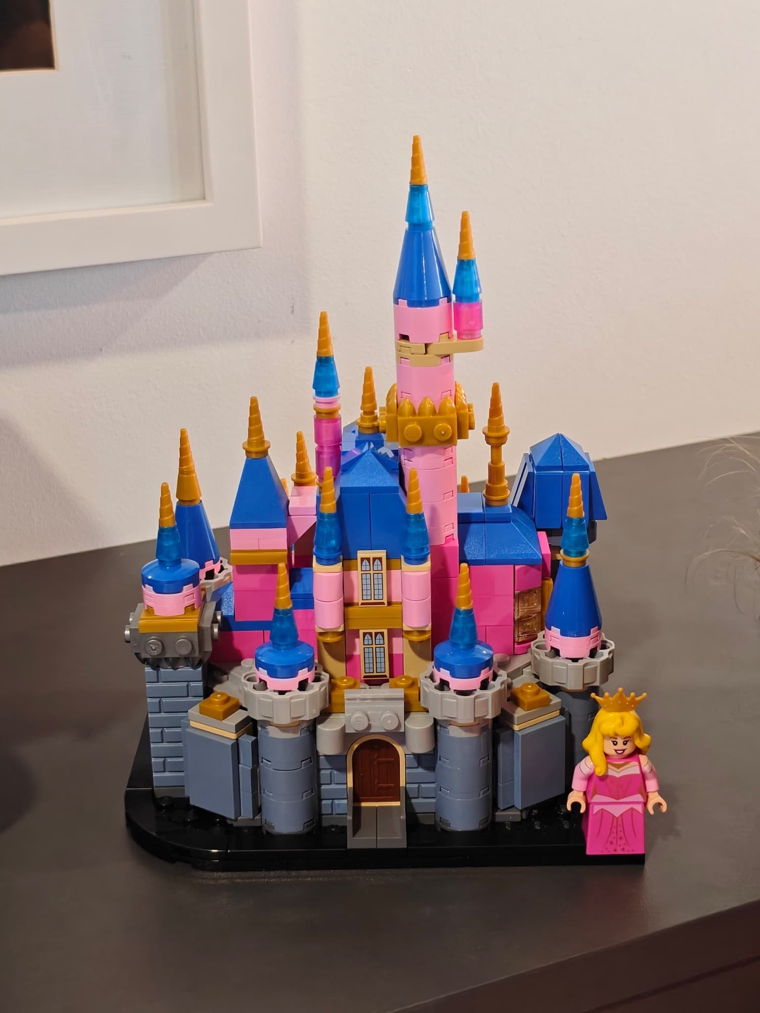LEGO 40720 Mini Disney Sleeping Beauty Castle