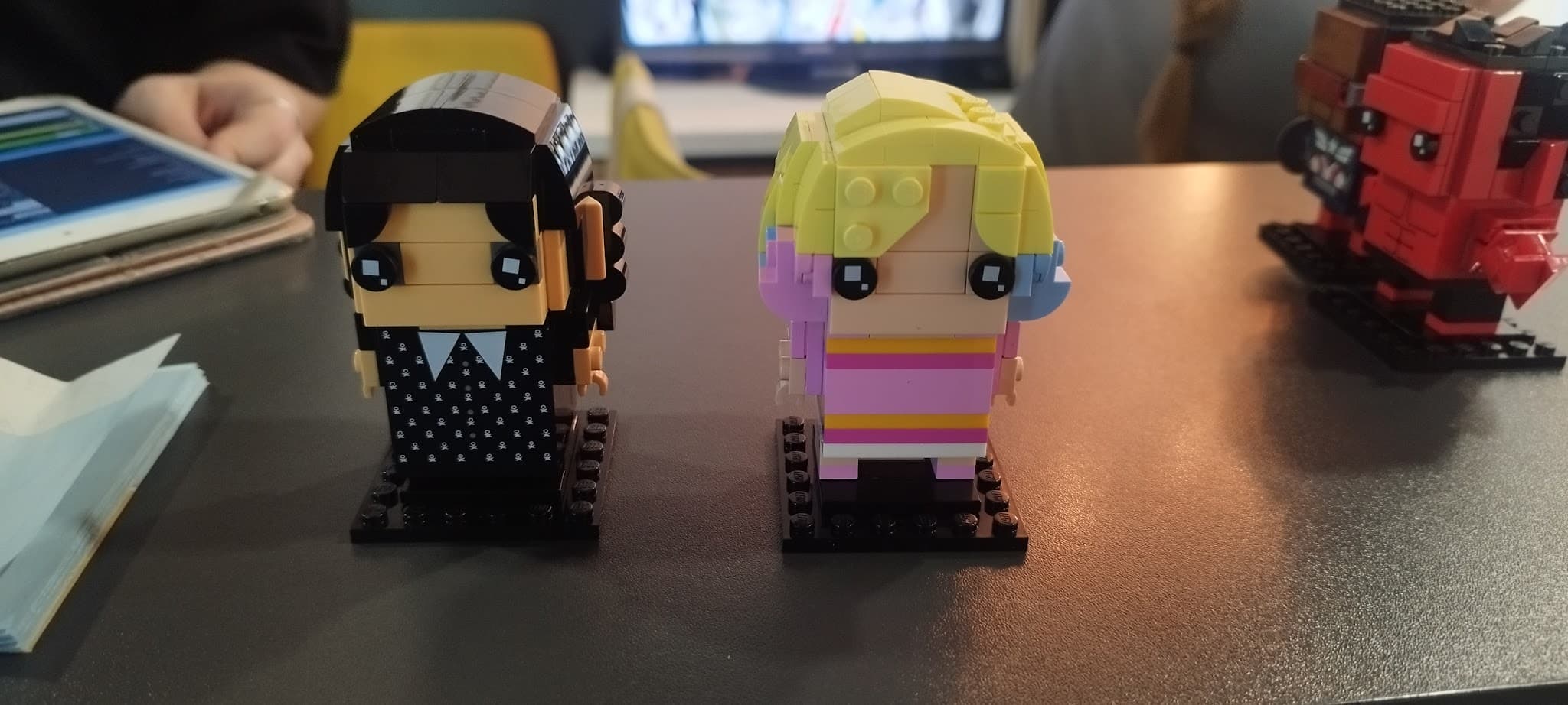 LEGO 40750-1 Wednesday & Enid
