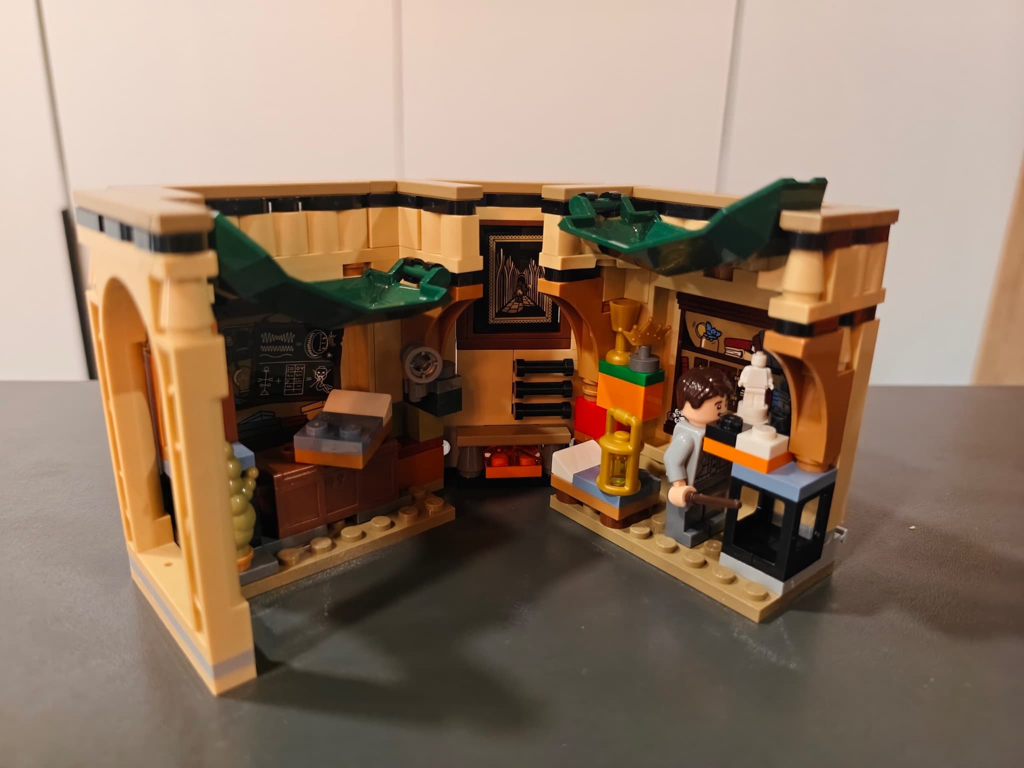 LEGO 40770 Hogwarts Castle: Room of Requirement