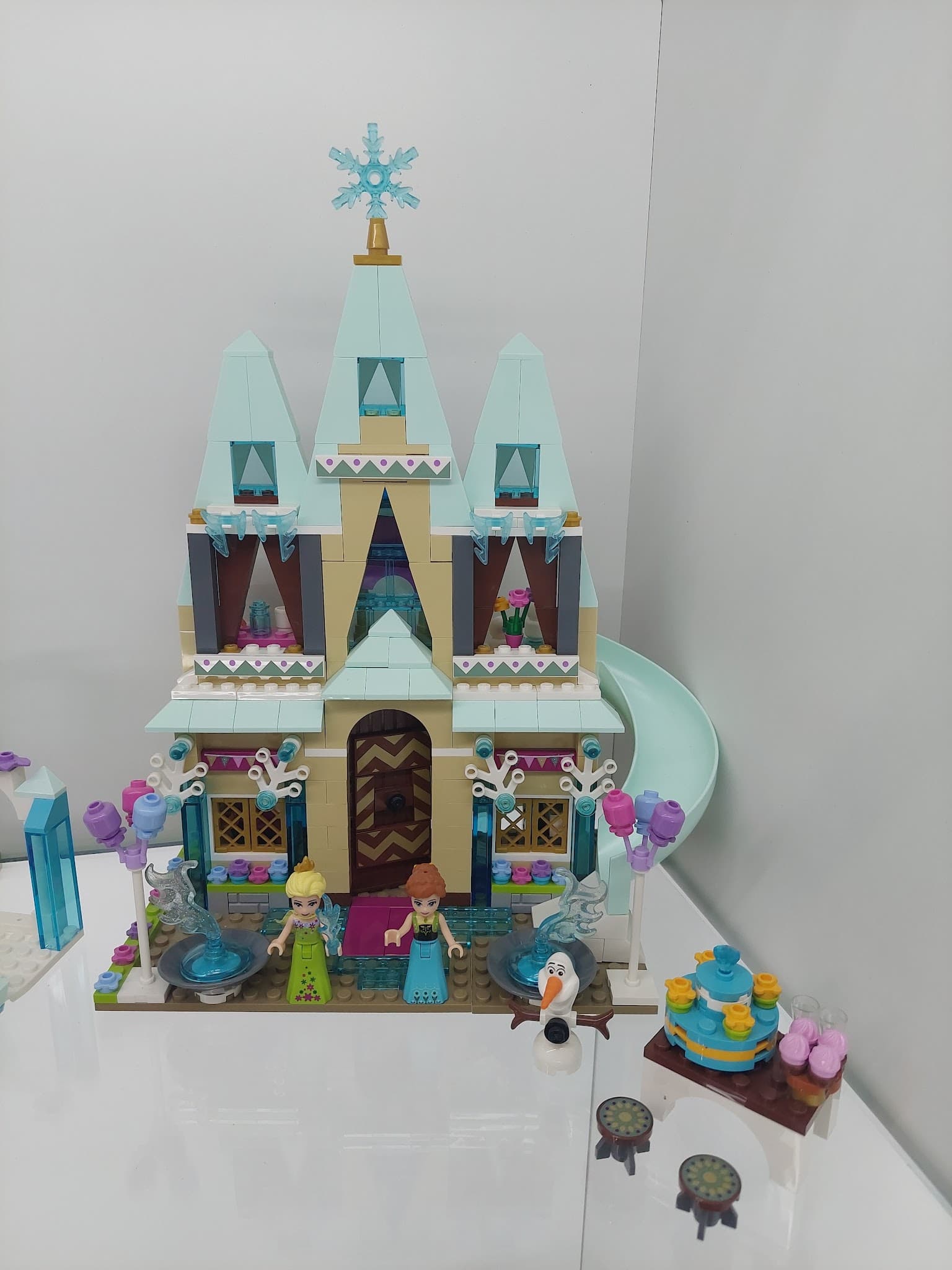 LEGO 41068 Arendelle Castle Celebration