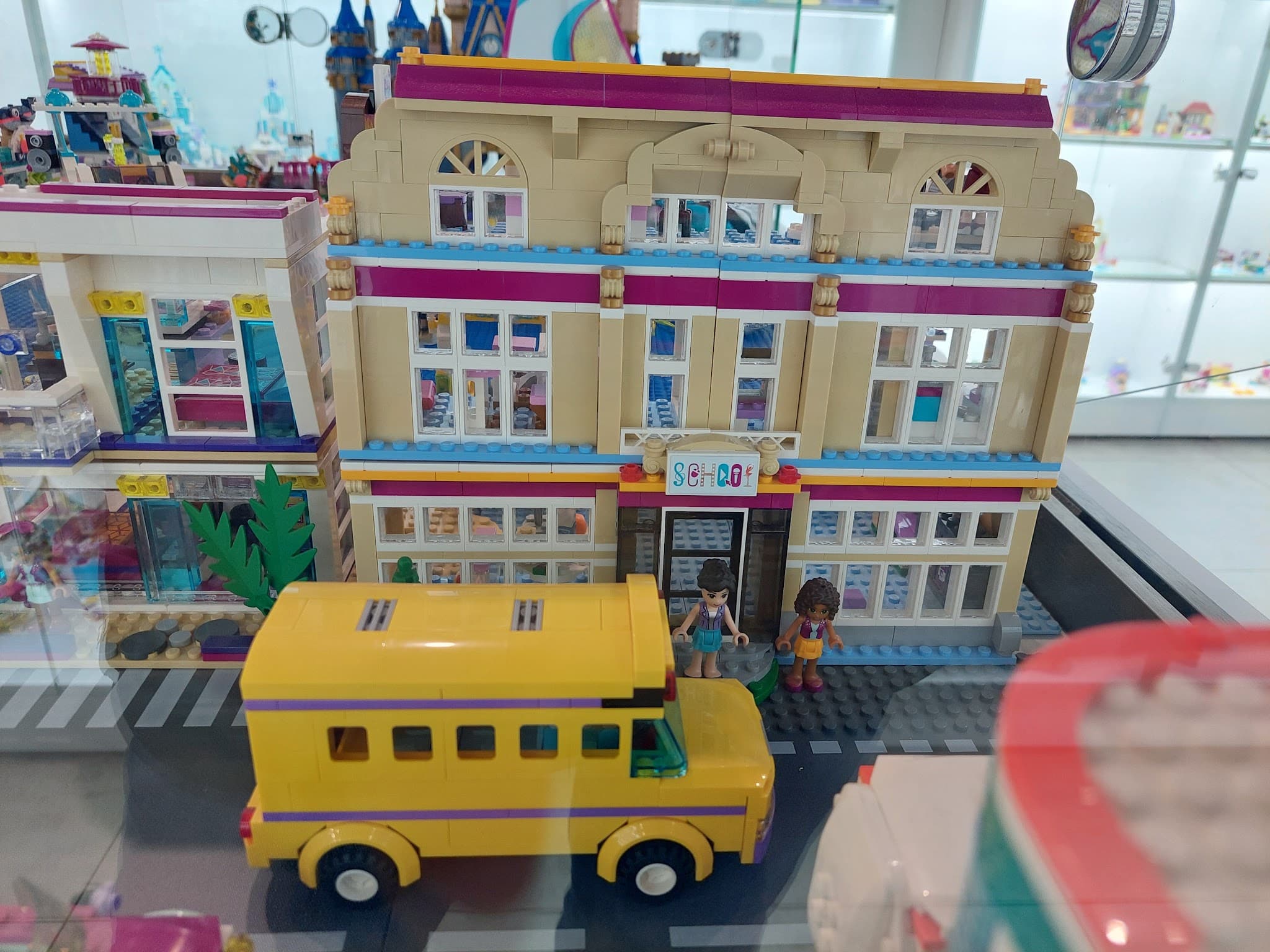 LEGO 41134 Heartlake Performance School