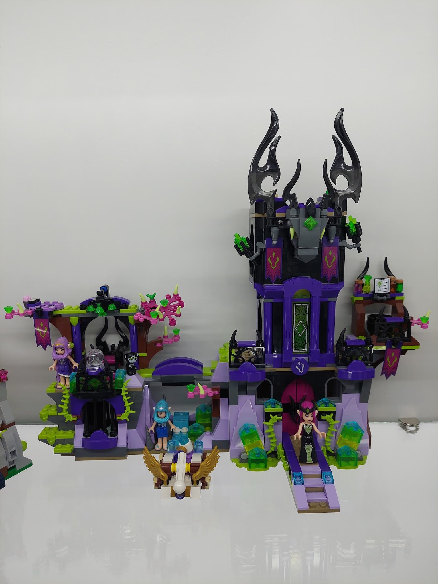 LEGO 41180 Ragana's Magic Shadow Castle