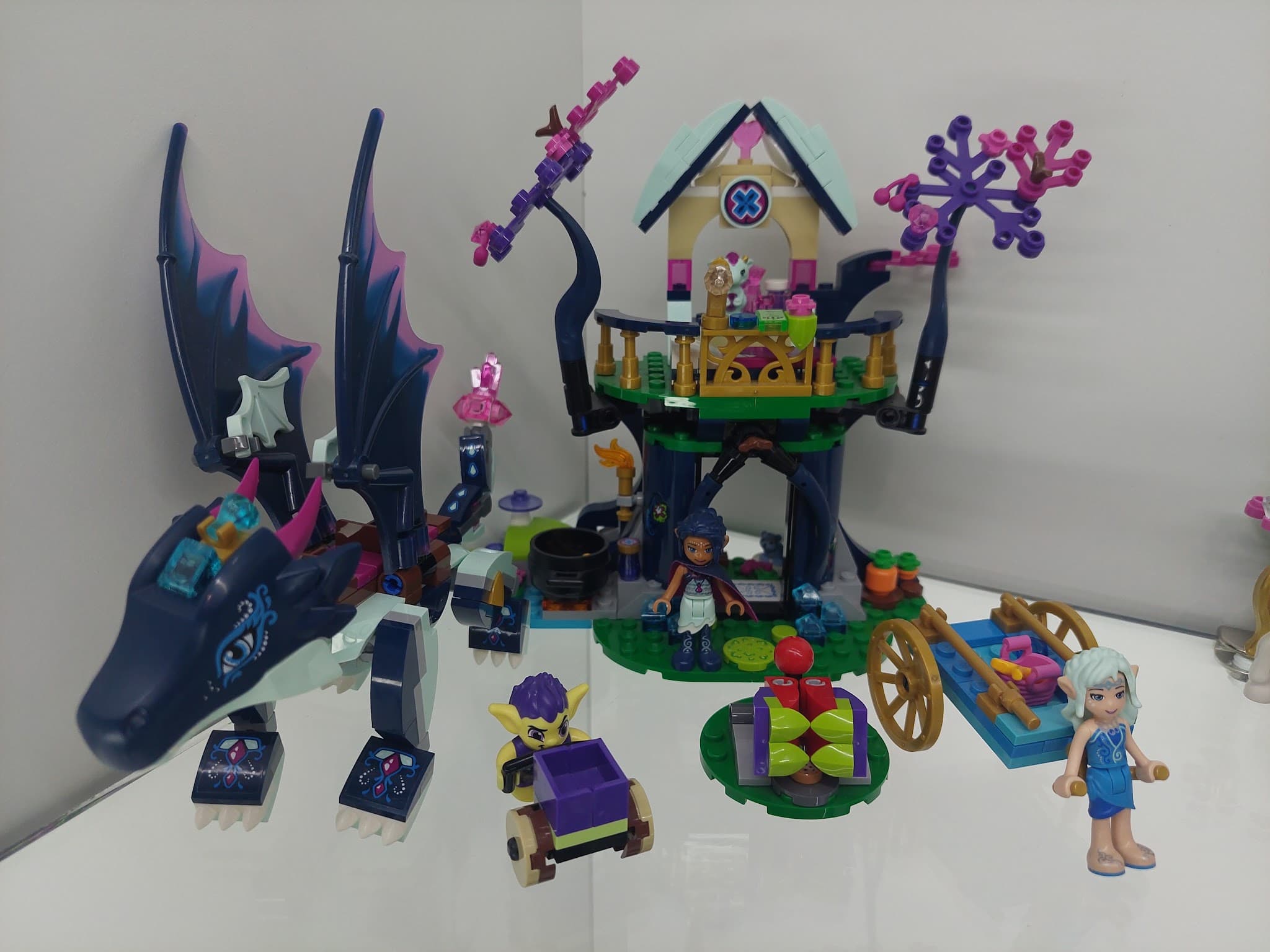 LEGO 41187 Rosalyn's Healing Hideout
