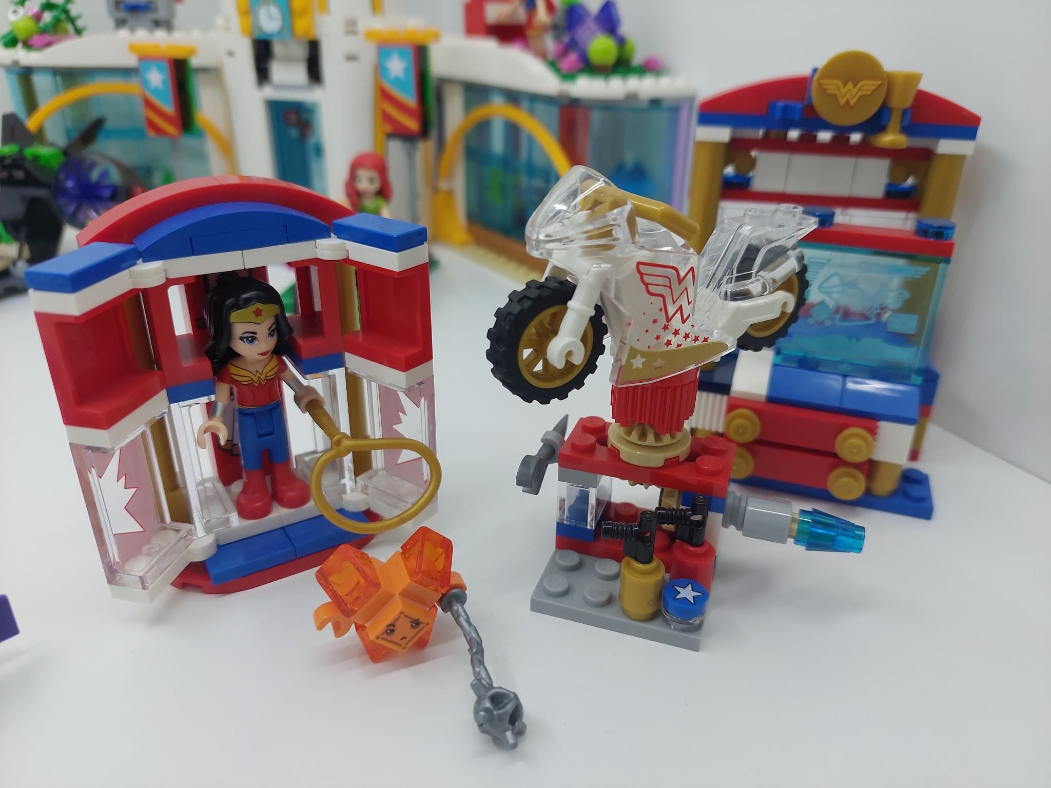 LEGO 41235 Wonder Woman Dorm Room
