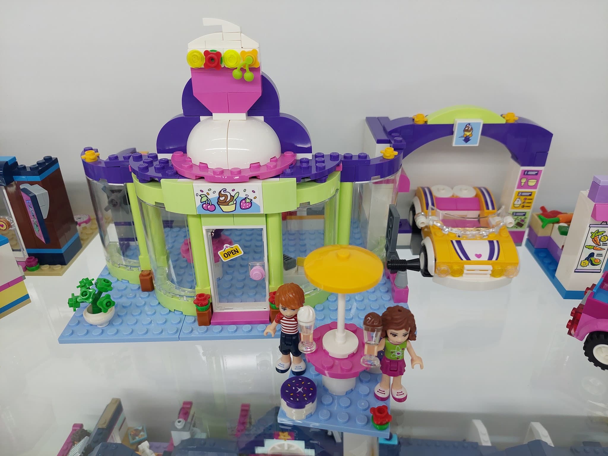 LEGO 41320 Heartlake Frozen Yogurt Shop