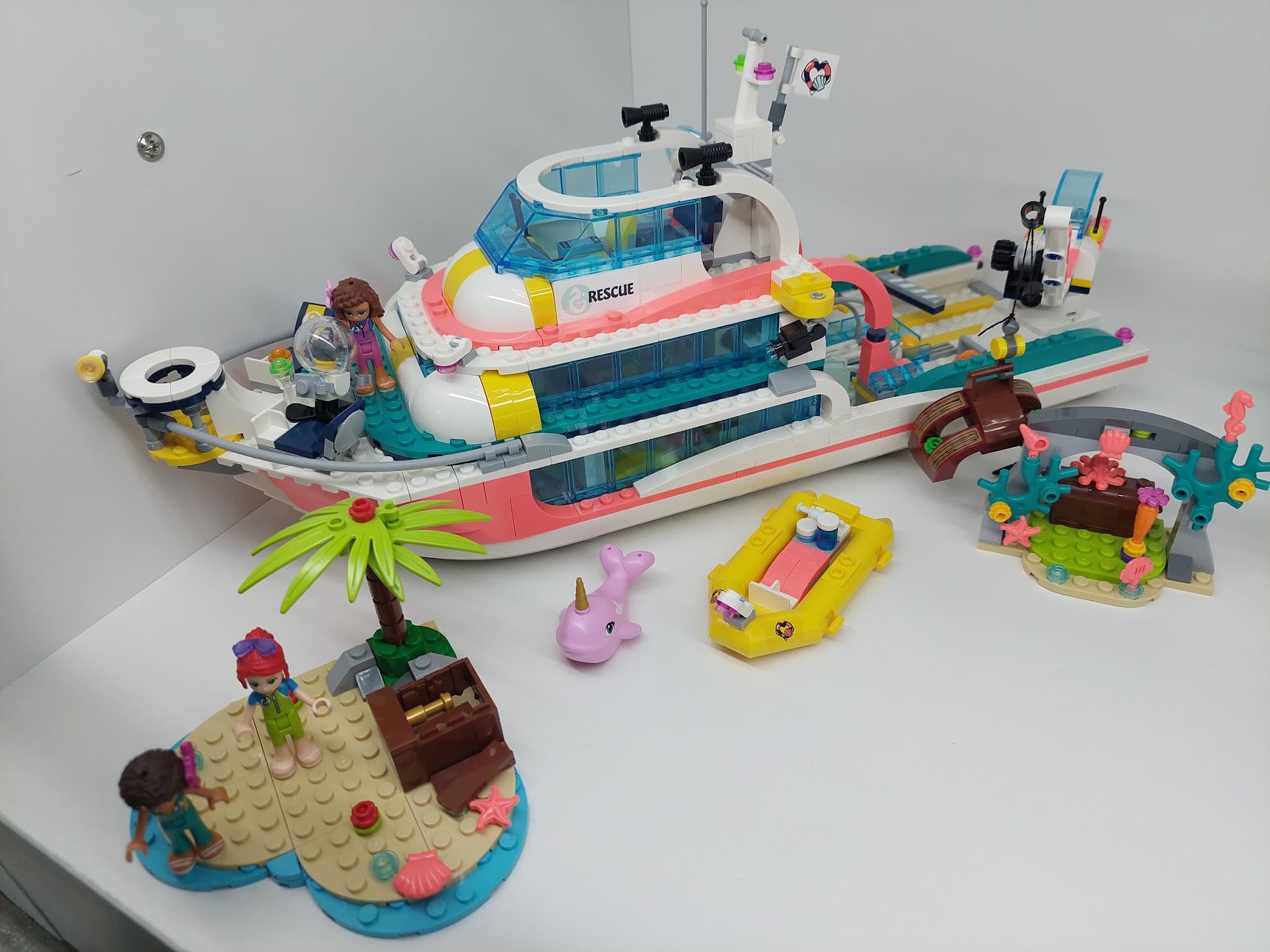 LEGO 41381 Rescue Mission Boat