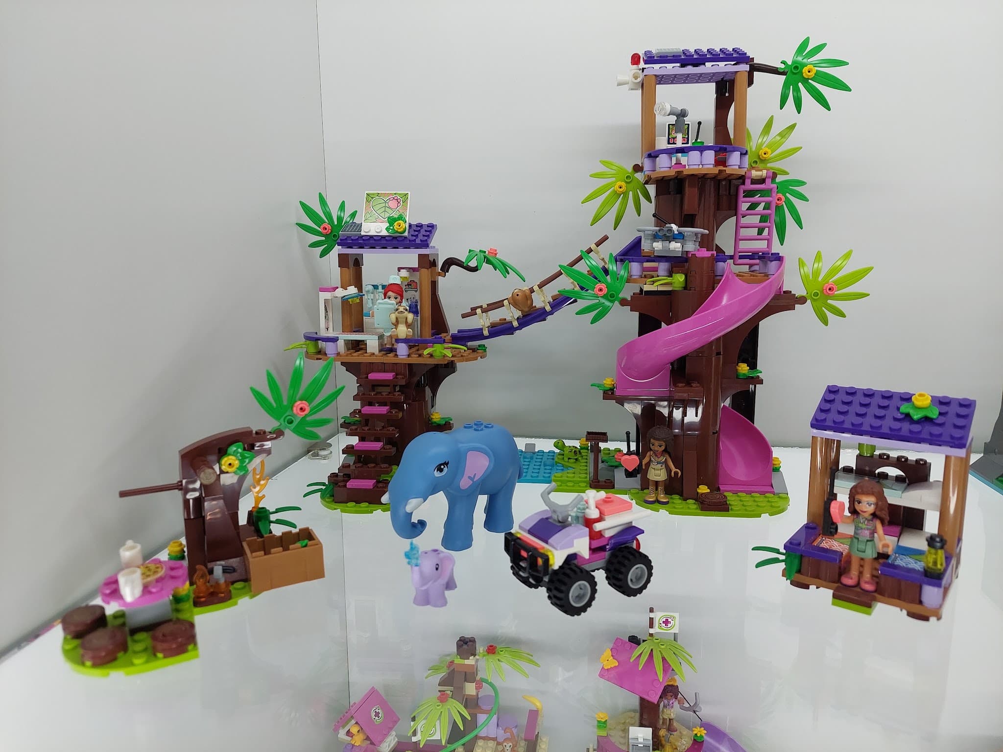 LEGO 41424 Jungle Rescue Base