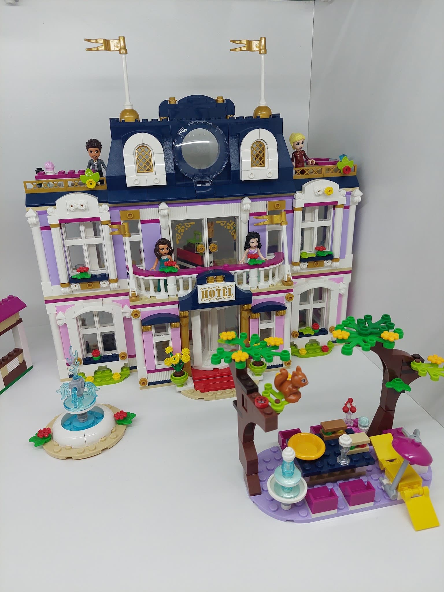 LEGO 41684 Heartlake City Grand Hotel
