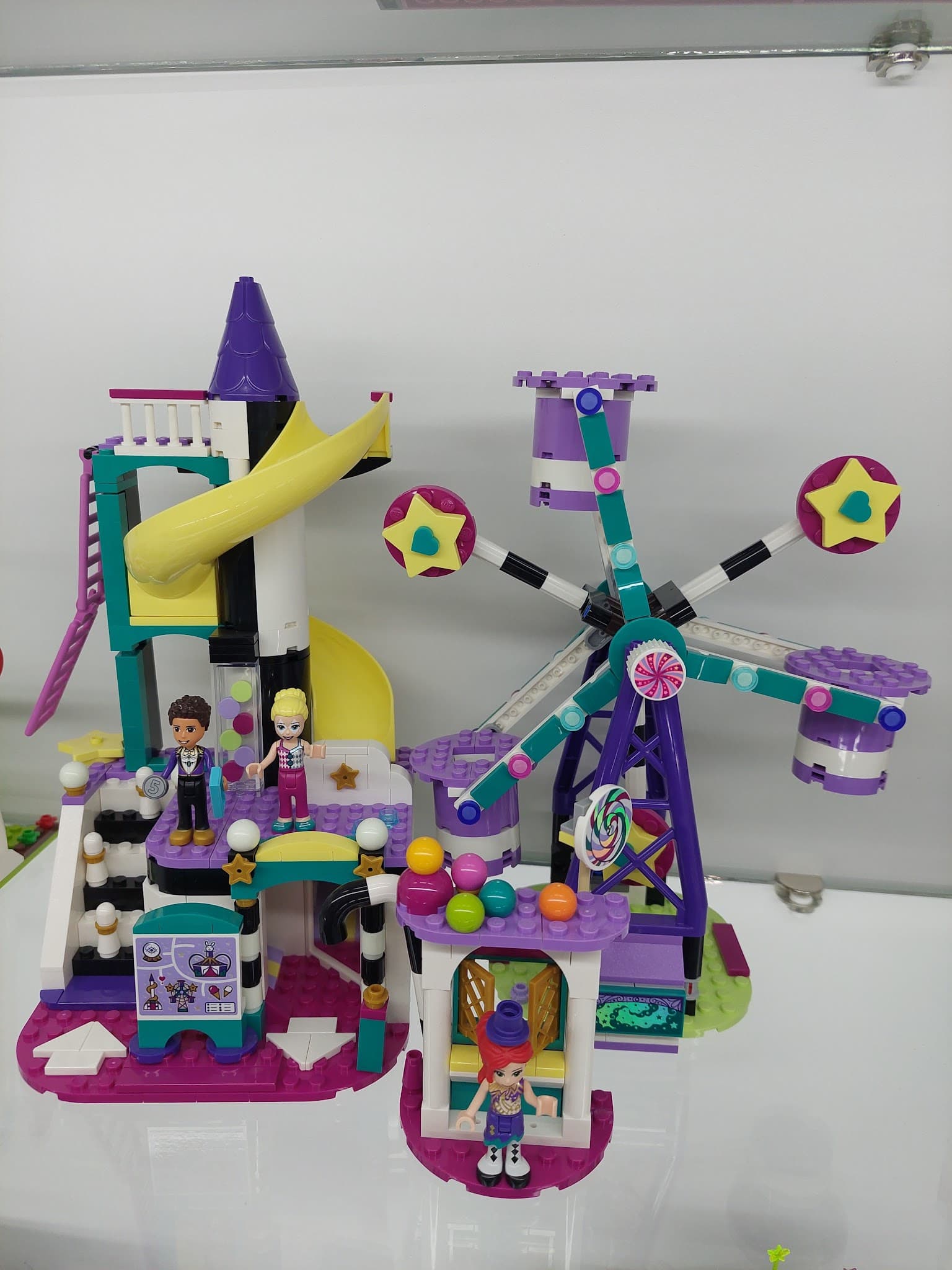 LEGO 41689 Magical Ferris Wheel and Slide