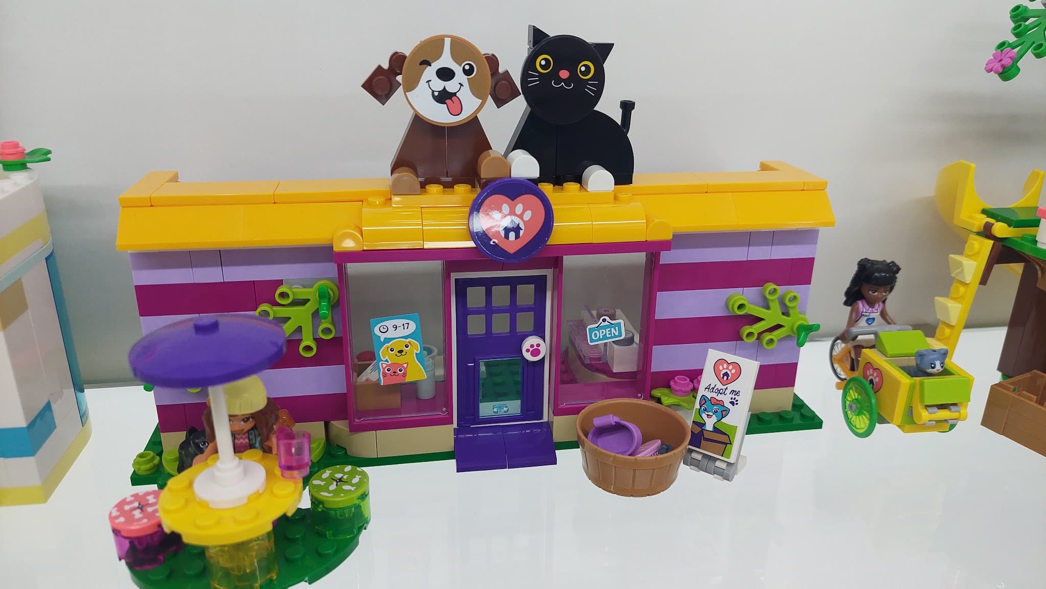 LEGO 41699 Pet Adoption Café
